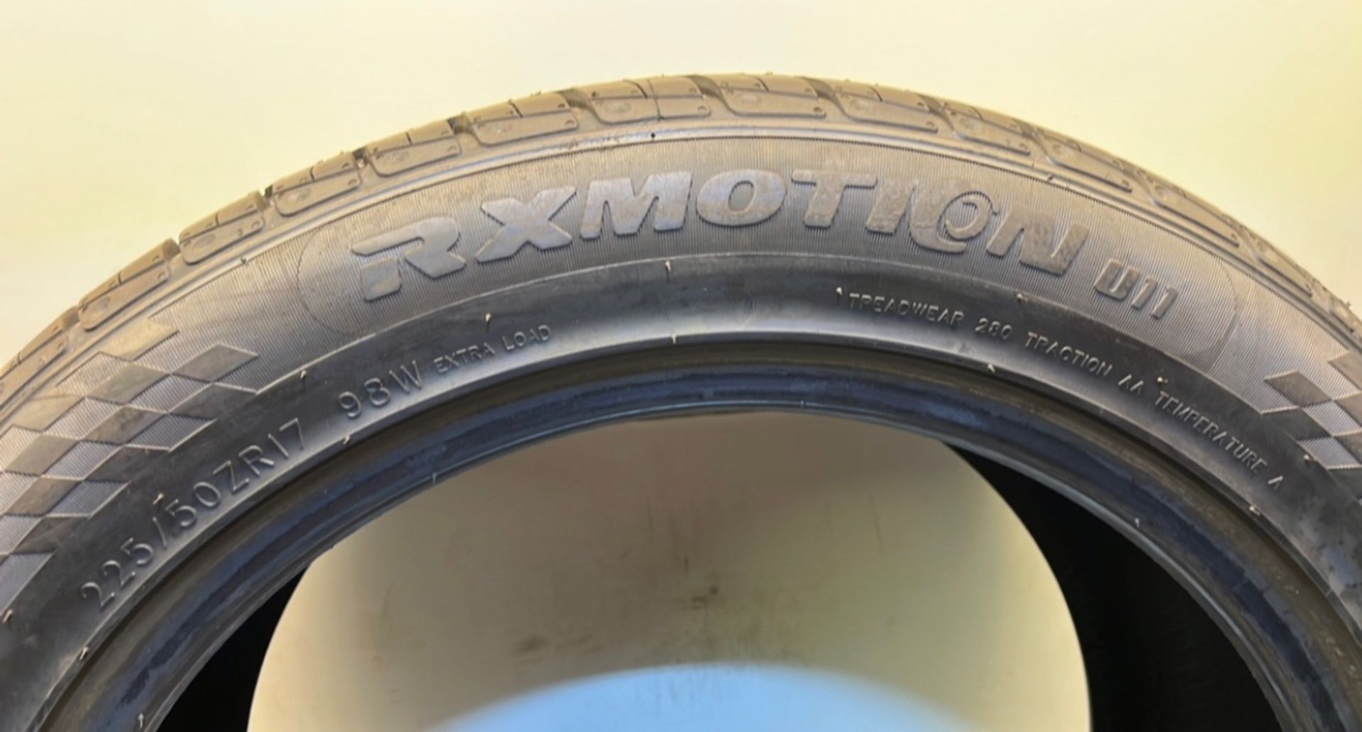 Roadx | Rxmotion U11 | 225/50ZR17 Tyre - Image 5 of 6