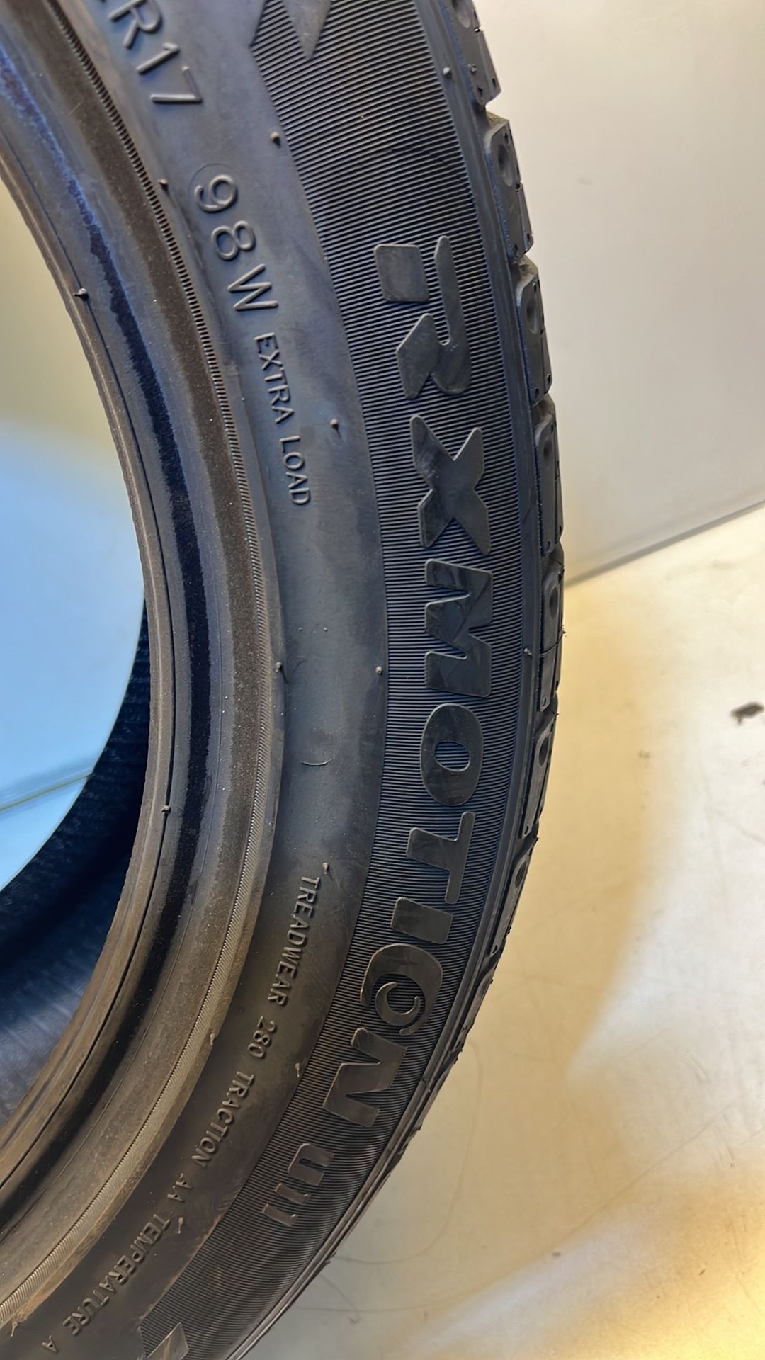 Roadx | Rxmotion U11 | 225/50ZR17 Tyre - Image 5 of 6