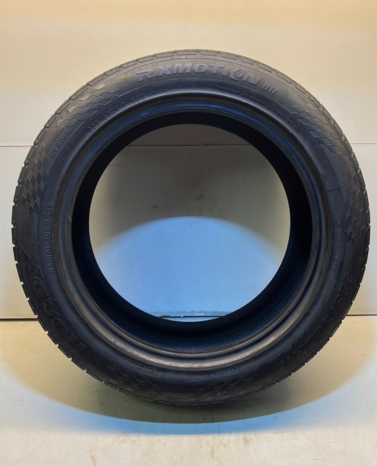 Roadx | Rxmotion U11 | 225/50ZR17 Tyre - Image 3 of 6