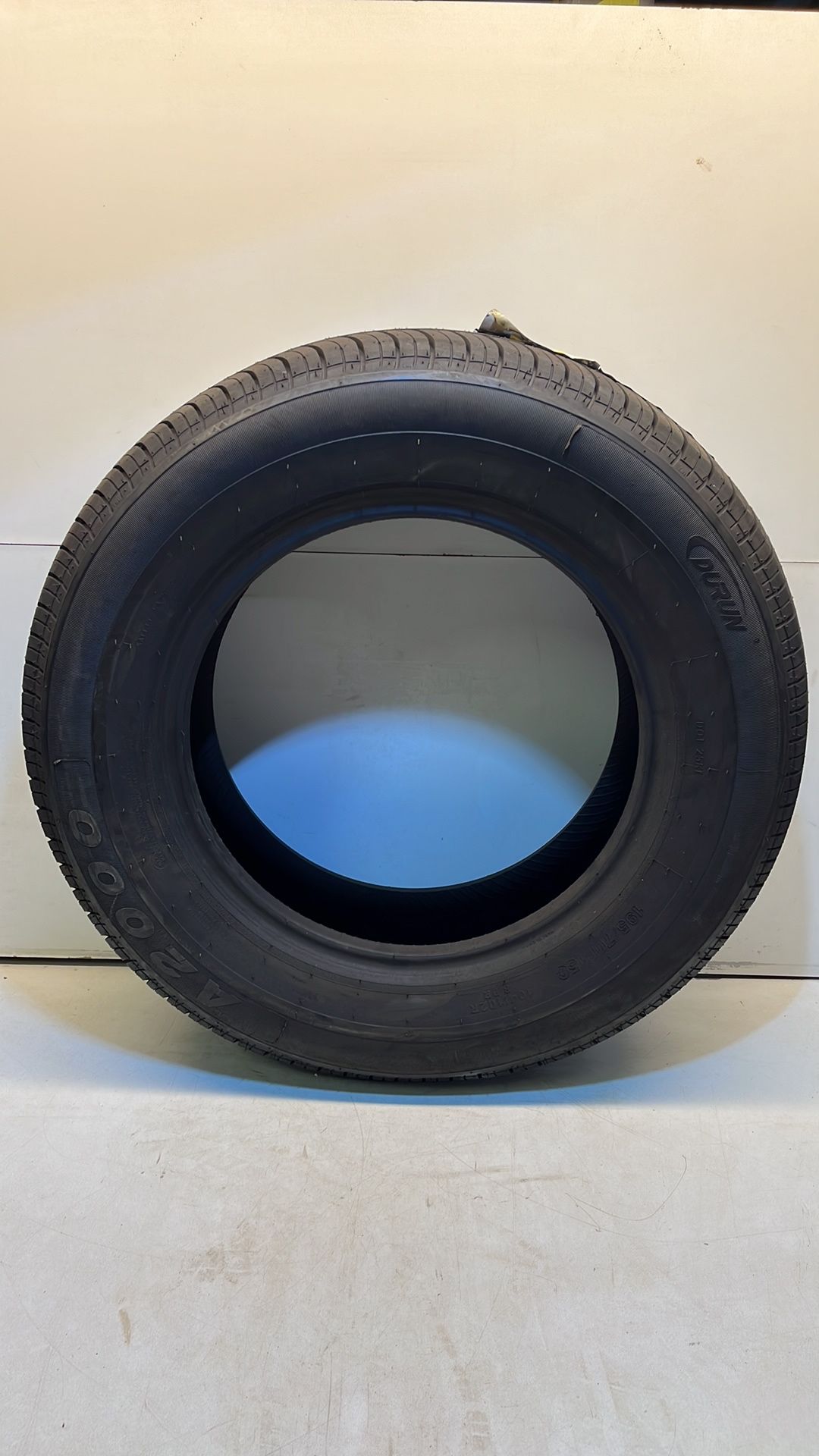 Durun | A2000 | 195/70R15 Tyre - Image 3 of 6