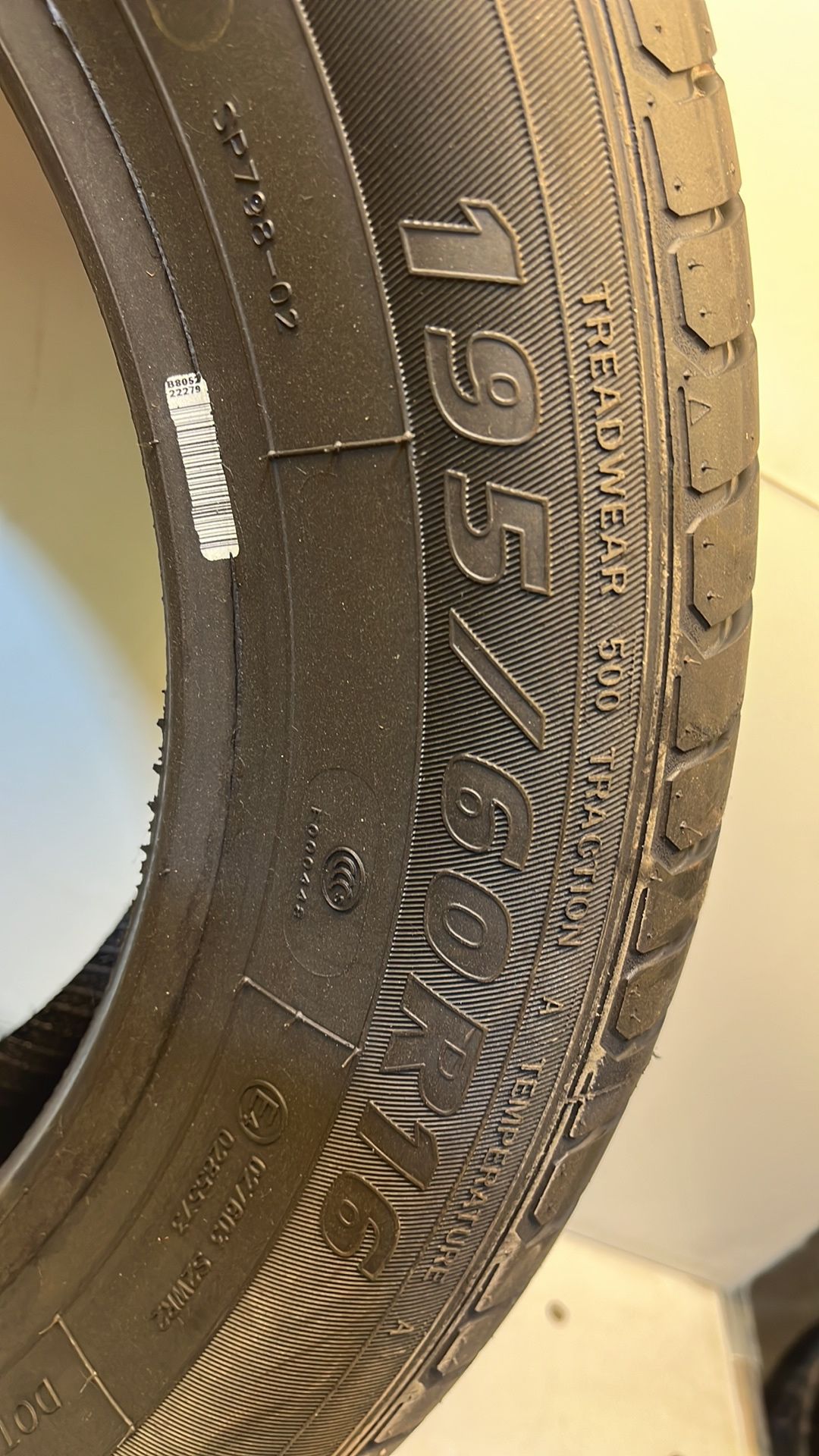 Compasal | Grandeco | 195/60R16 Tyre - Image 6 of 6