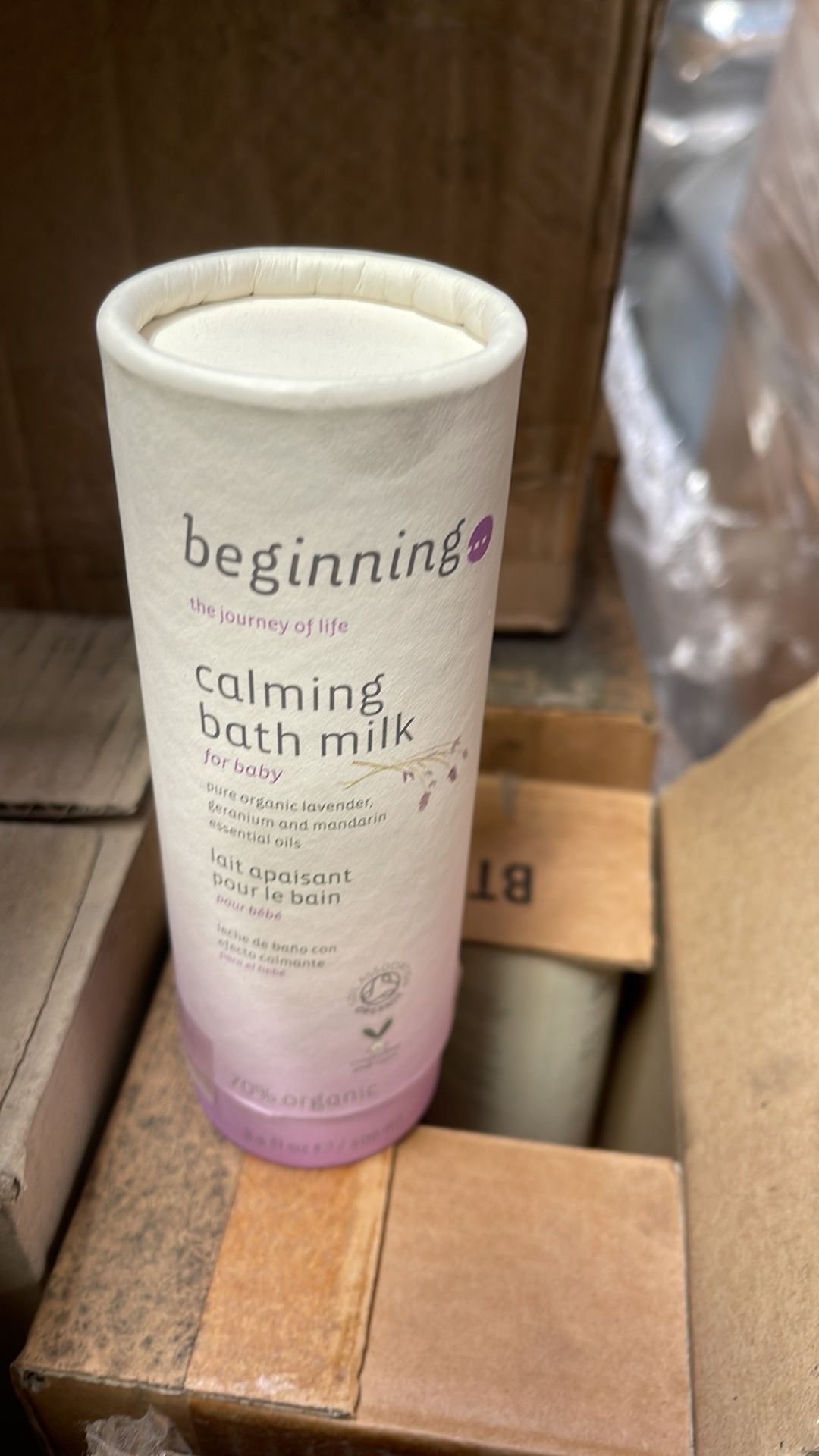 Mixed Pallet Of Calming Bath Milk & Wallpaper Borders - see Description - Image 9 of 10