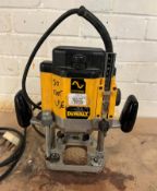 DeWalt DW6235 Router * FOR SPARES AND REPAIRS*