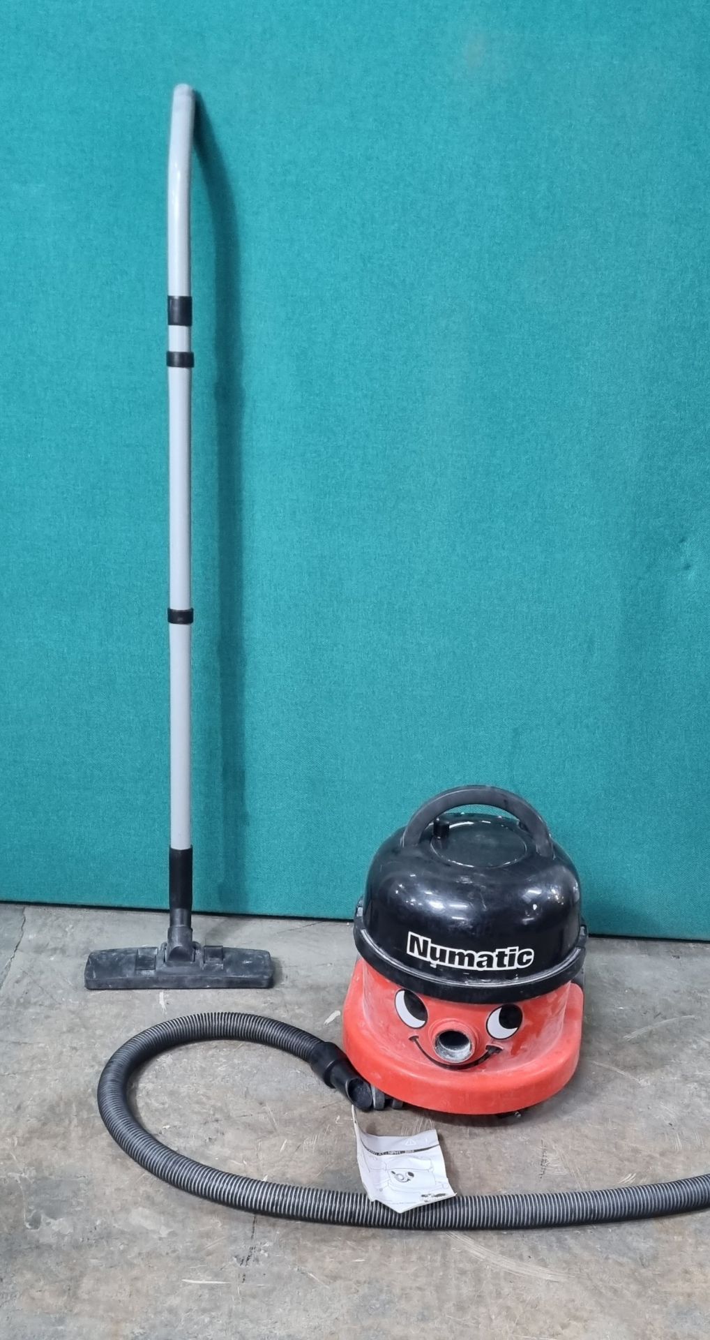 Numatic NRU240-22 Vacuum Cleaner