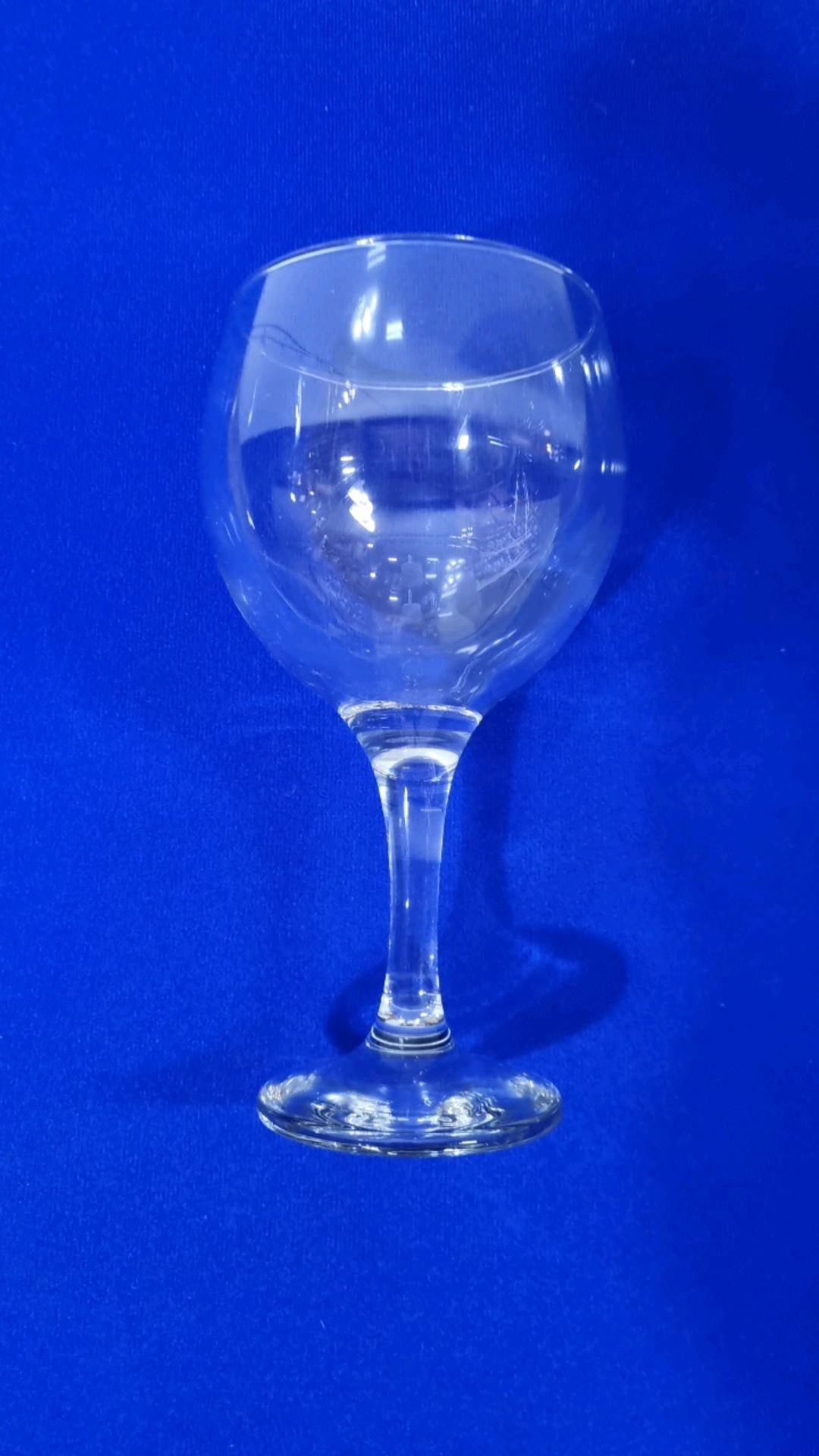 12 x Balloon Wine Glasses - Image 2 of 2