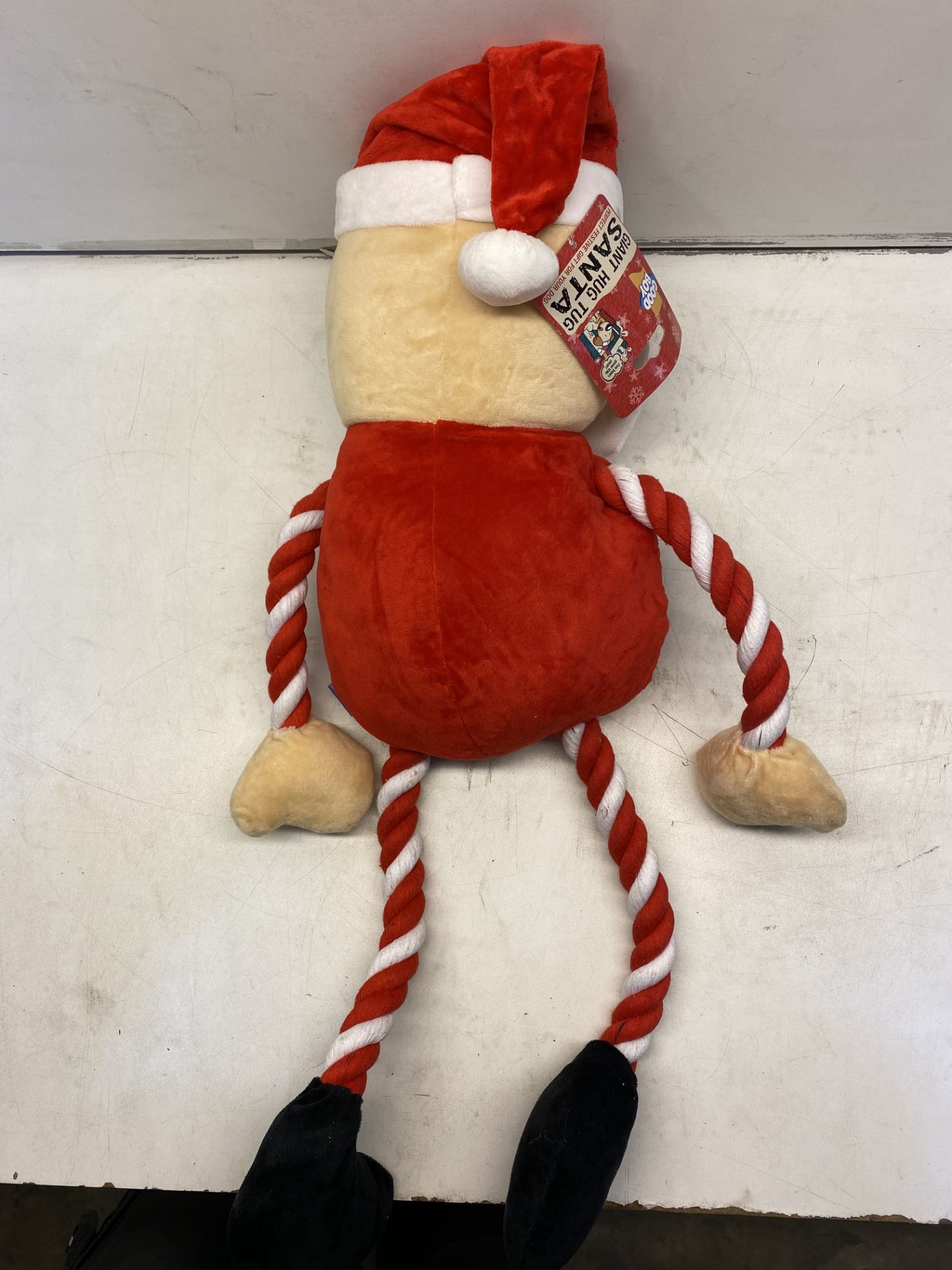 40 x GoodBoy 75cm Rope Santa Dog Toy with Squeaker - Image 4 of 5