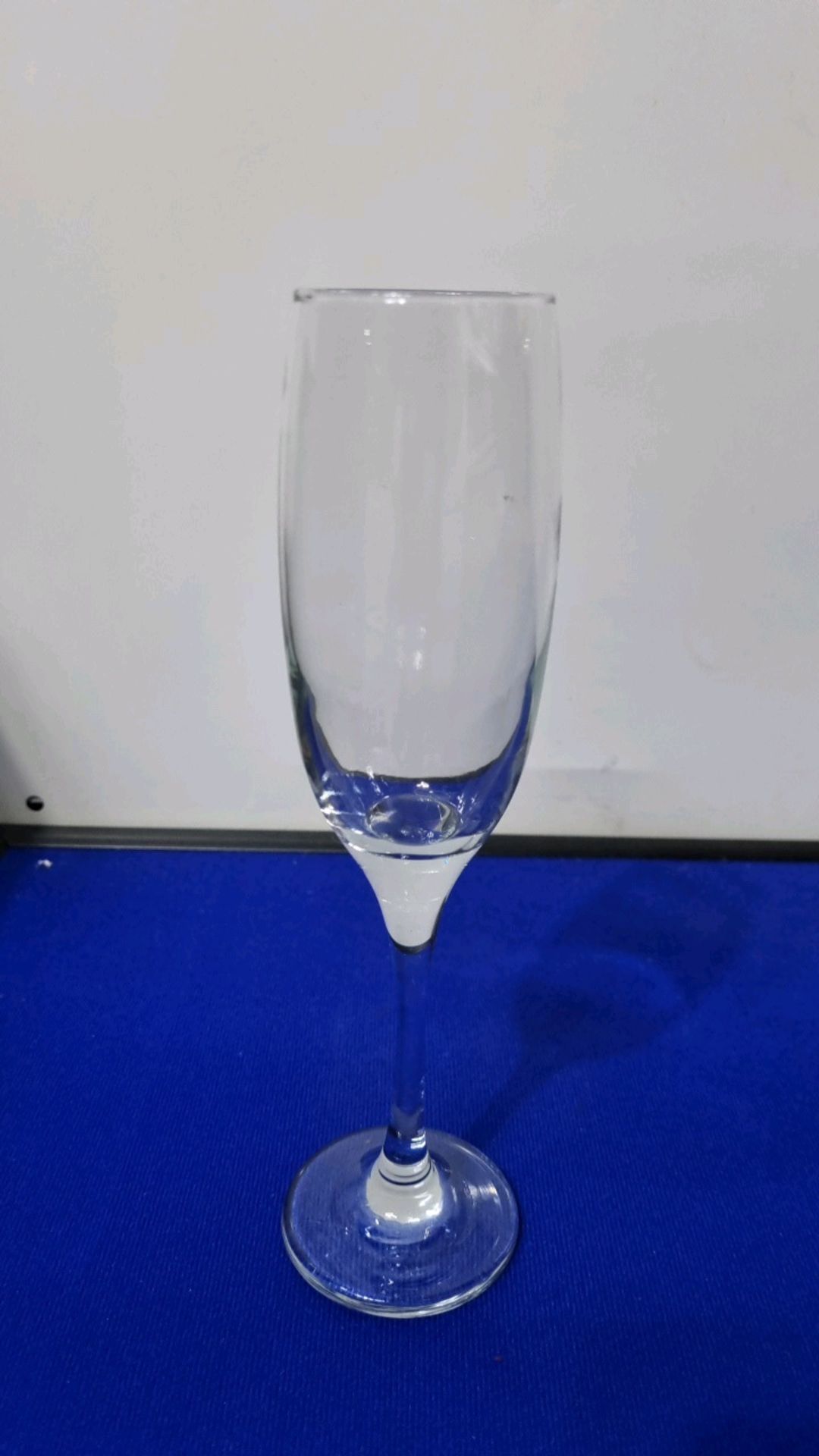 35 x Glass Champagne Flutes - Image 3 of 5