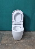 Catalano White Toilet Bowl And Seat Set