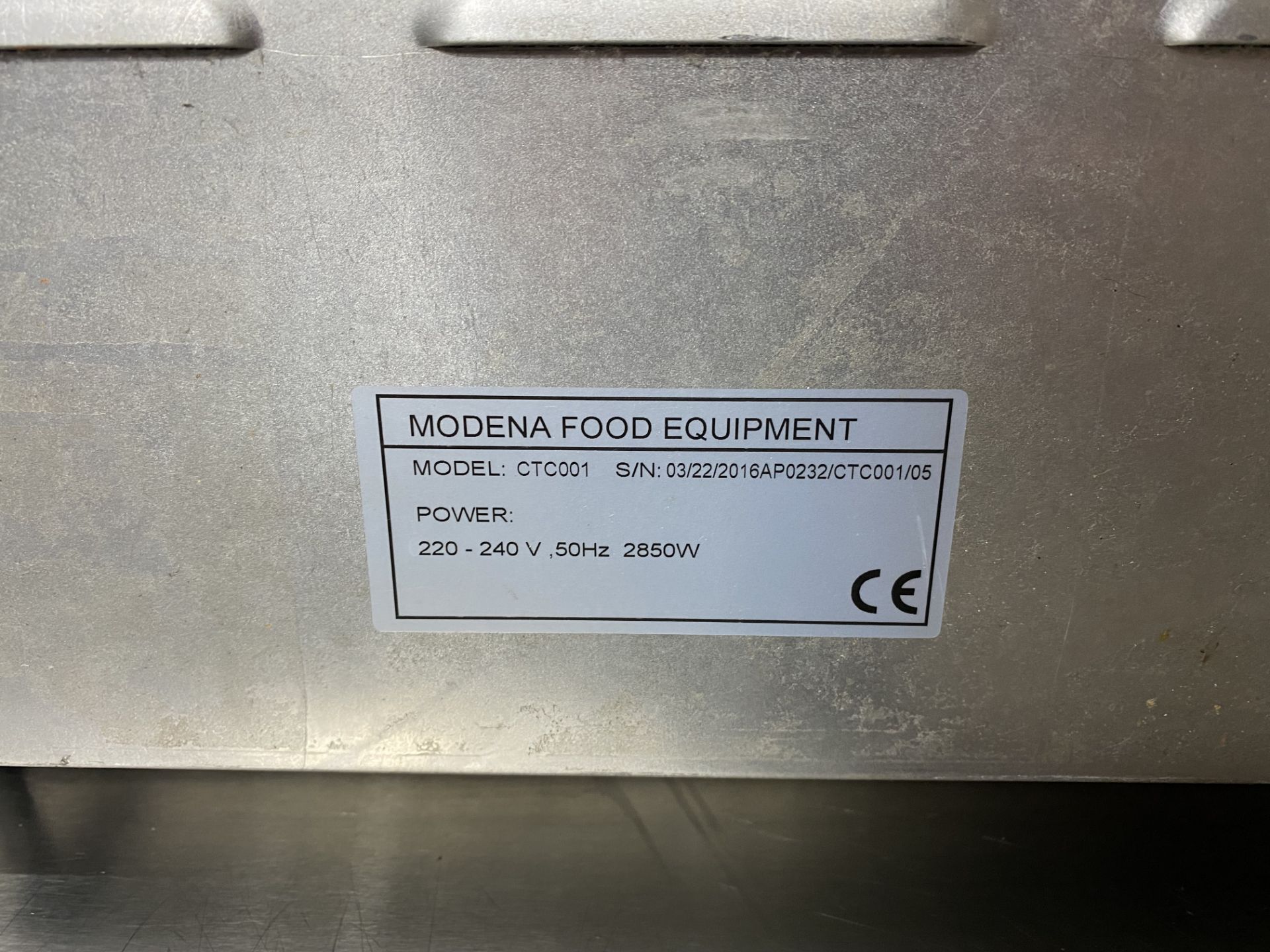 Modena CTC001 Electric Countertop Convection Oven With Grill - Image 13 of 14