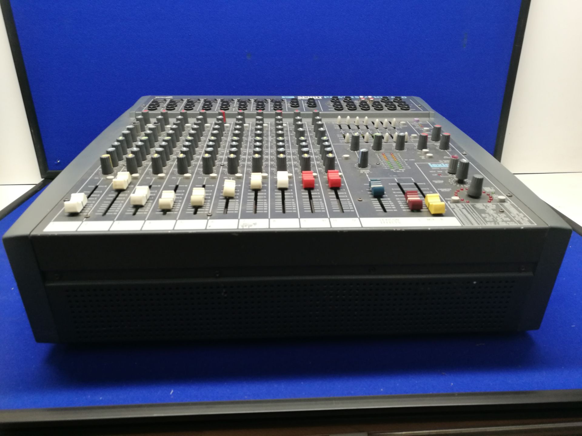 Soundcraft Spirit Powerstation 600 Mixer - Image 4 of 6
