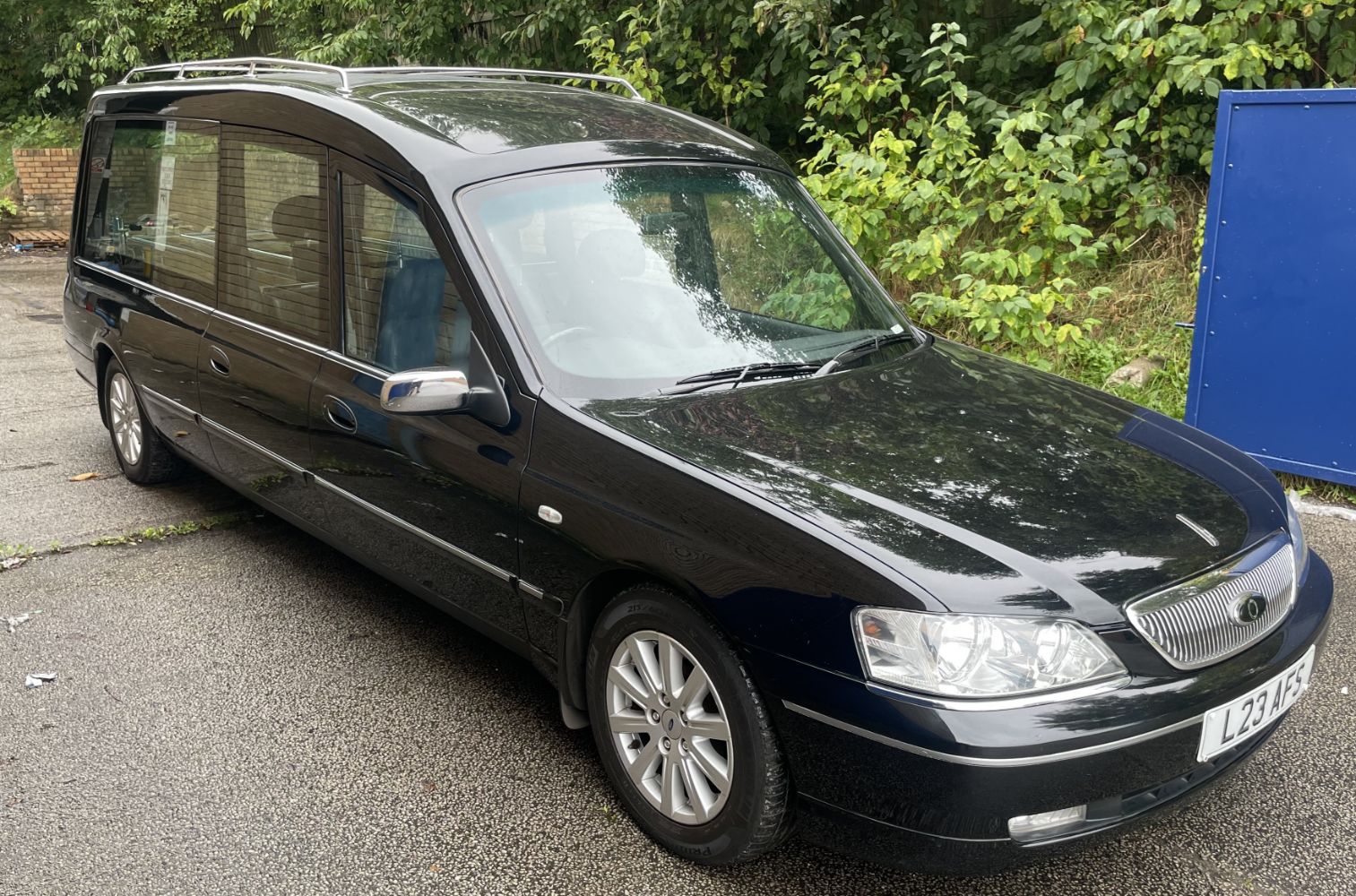 Specialist Vehicle Sale | Funeral Cars For Auction | Hearse, Limousine and Van | No VAT on these Vehicles with Only 10% Buyers Premium.