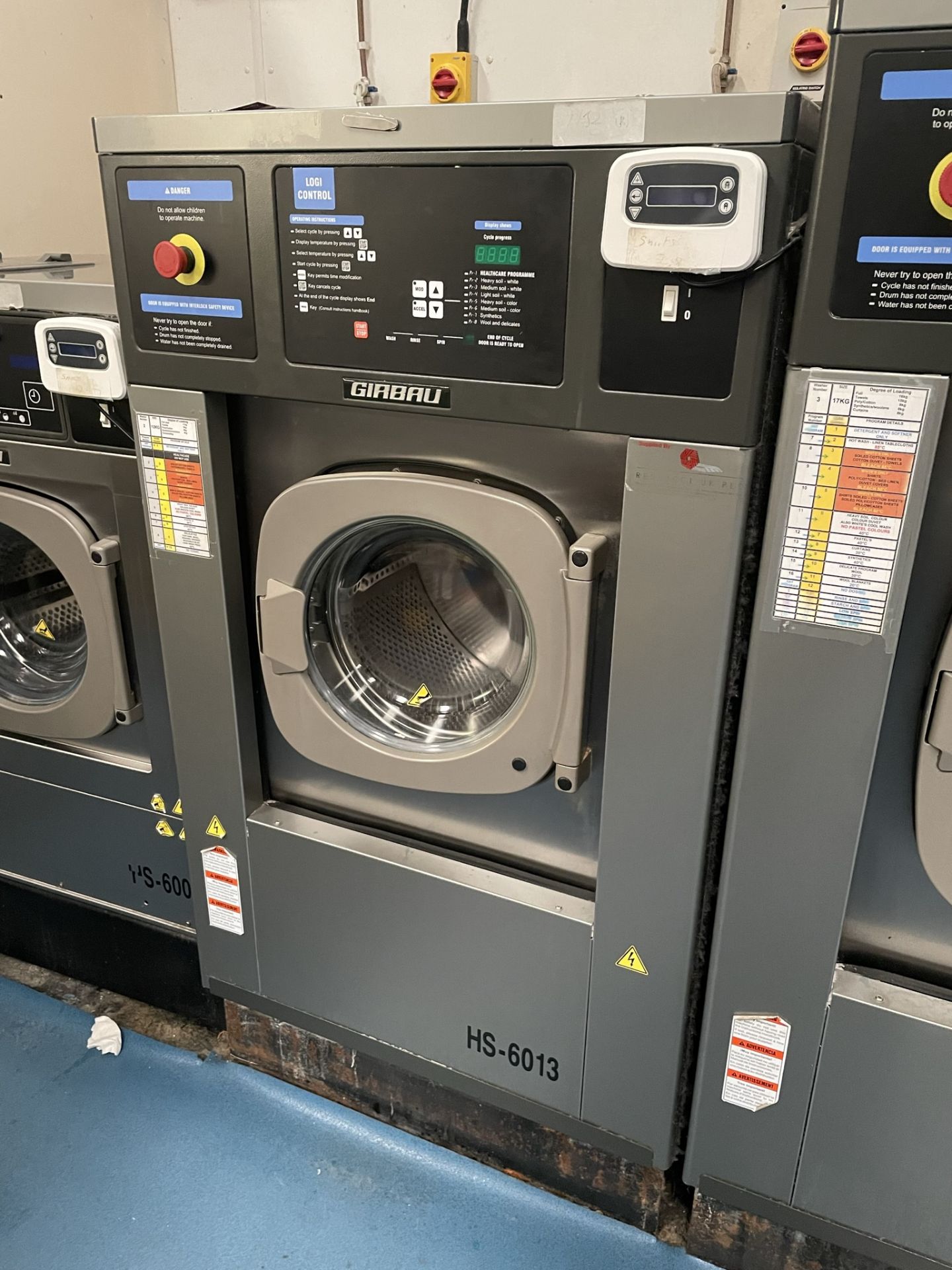 Girbau HS6013 LCE 13kg Commercial Washing Machine w/ 4 Pump LDRY Dispenser - Image 2 of 10