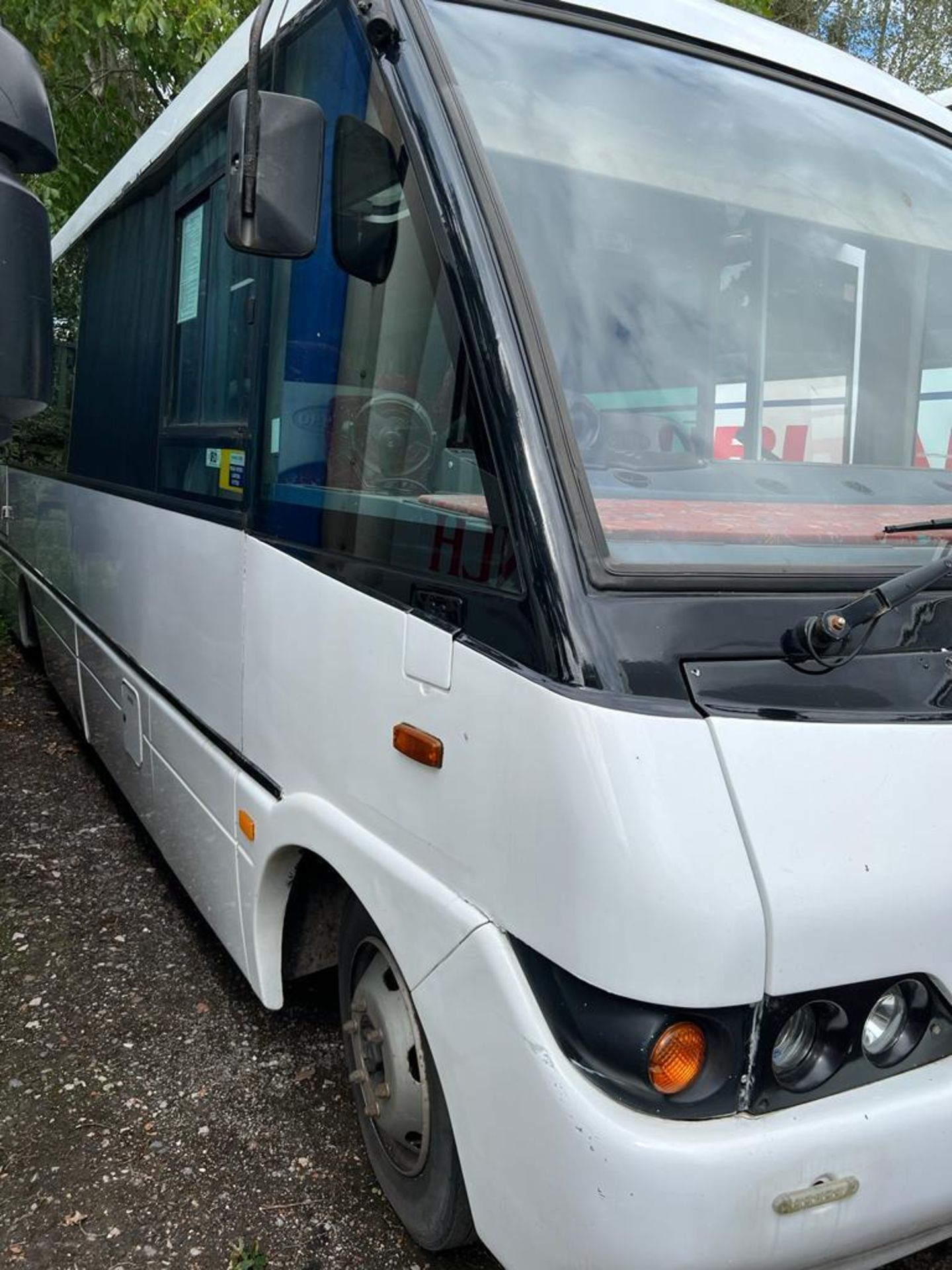 Mercedes Vario 814D Single Decker 29 Seater Bus/Coach | FX03 ECN | 481,992km - Image 2 of 6