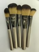 30 x Various Delilah Cosmetic Brushes | See description