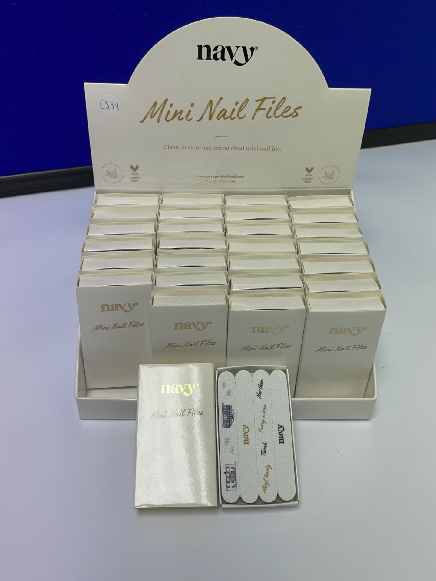 40 x Navy Hand & Nail Products | Total RRP £275.60 - Image 2 of 3