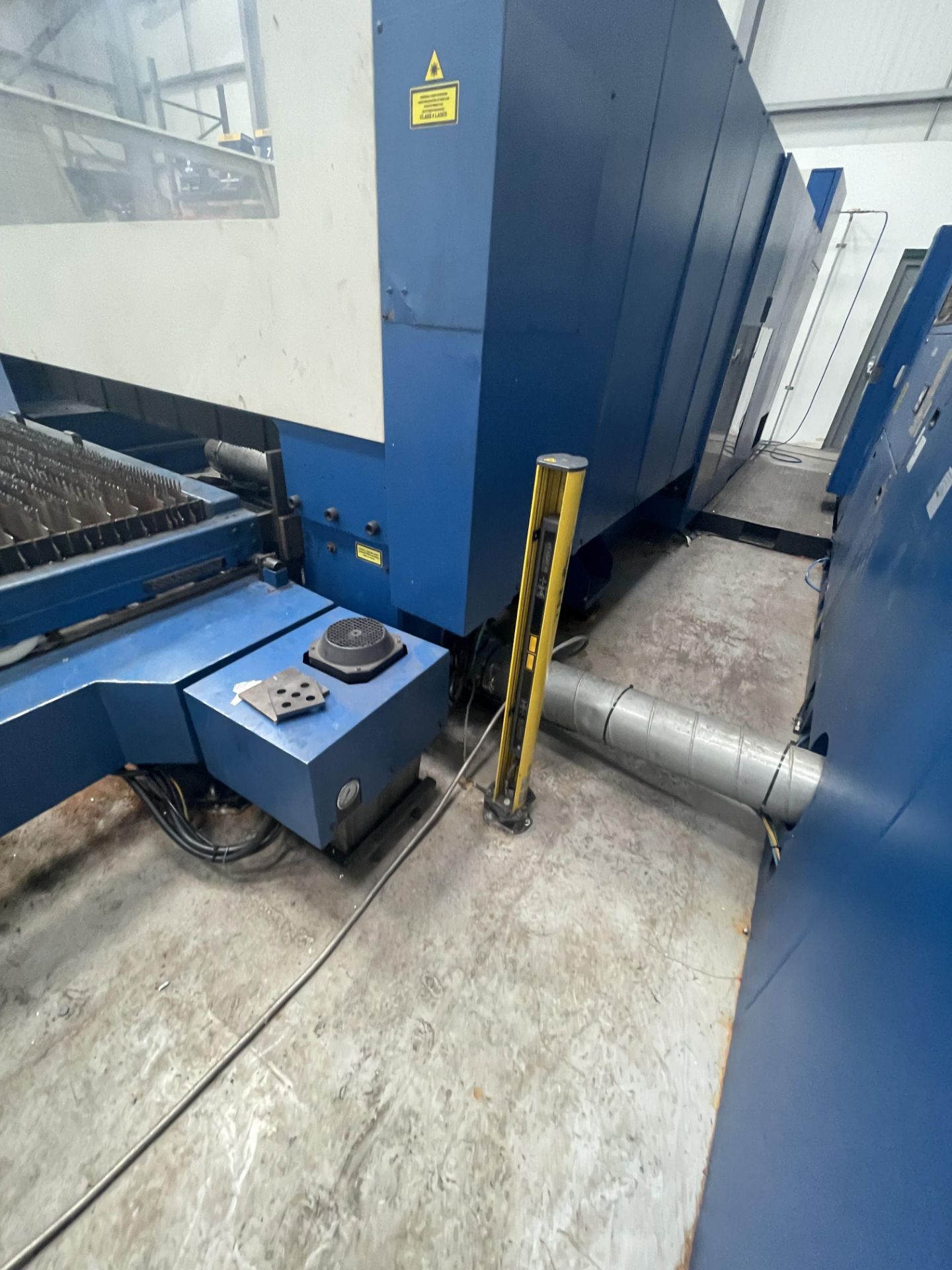 Trumpf L3050 Laser Cutting Machine | YOM 2005 | Includes Computer | LOCATED IN WREXHAM - Image 7 of 16