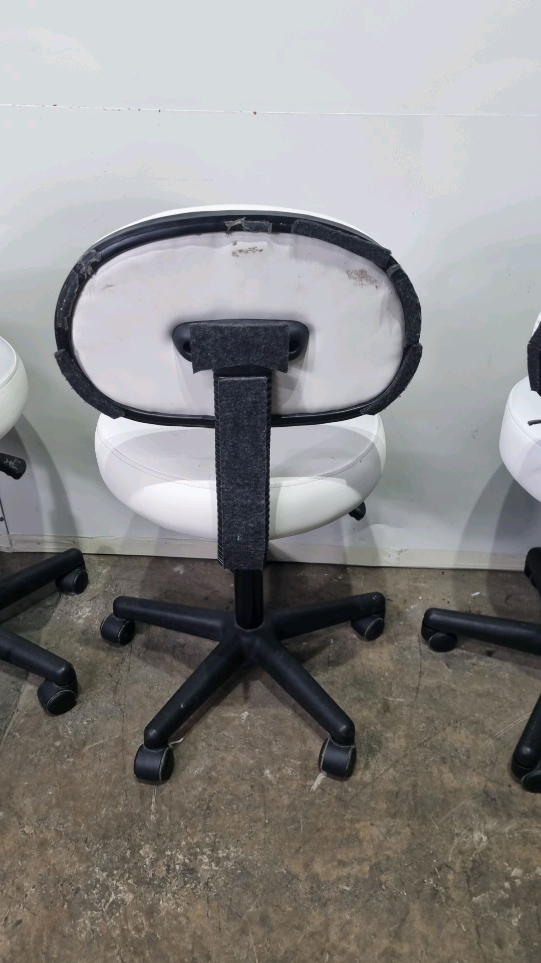 3 x Leather Effect Adjustable Swivel Chairs - Image 6 of 6