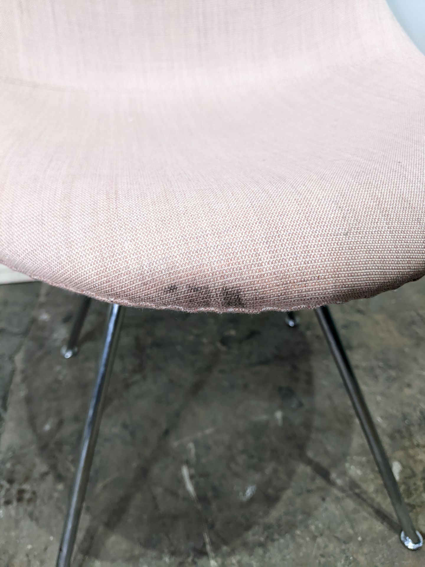 Fritz Hansen DROP Chair | Colour: Pale Pink | New Price - £925 - Image 3 of 5