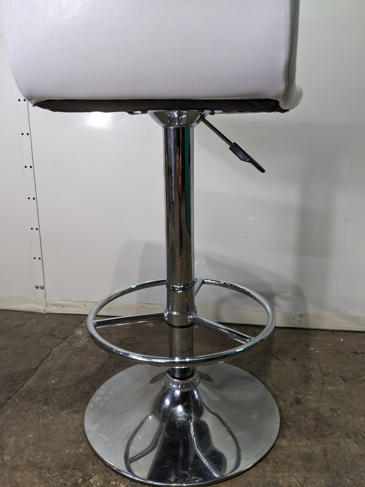 White Leather Effect PU Height Adjustable Bar Stool - Image 3 of 4