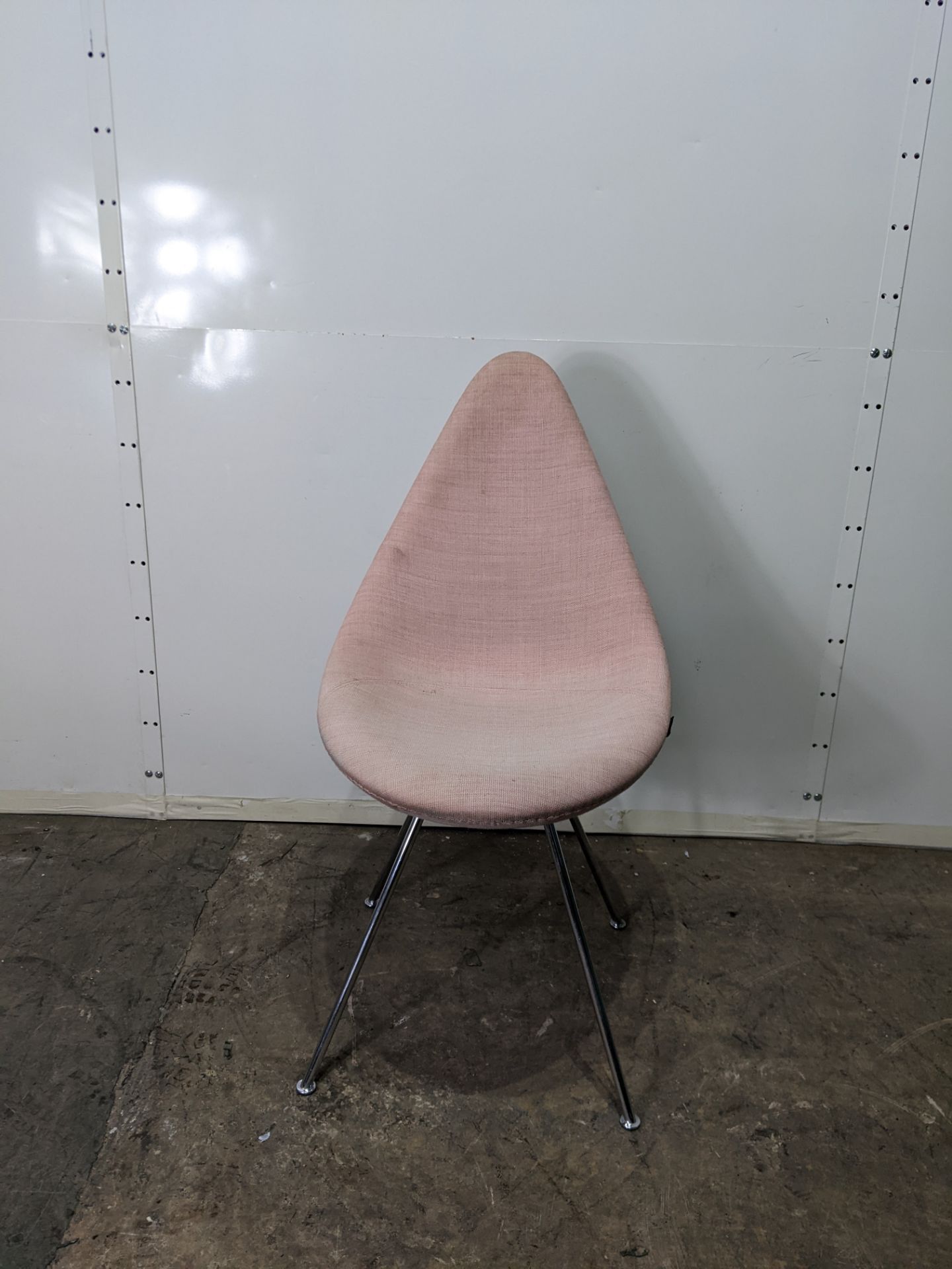 Fritz Hansen DROP Chair | Colour: Pale Pink| New Price - £925