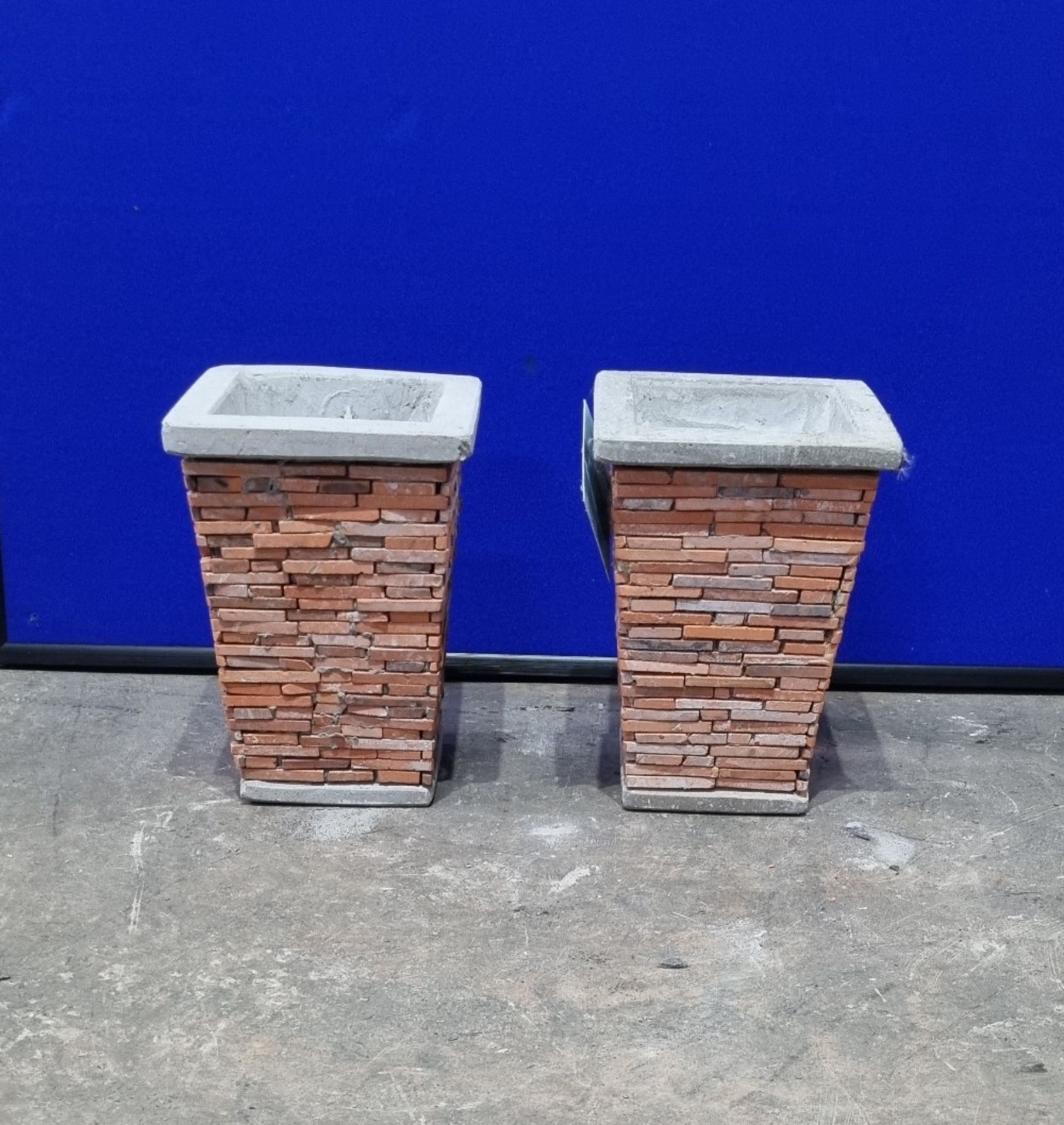 2 x Mims Artisan Vintage Brick Collection 45093-S3 Planters | 240mm x 175mm | RRP £19.99 each - Image 4 of 4