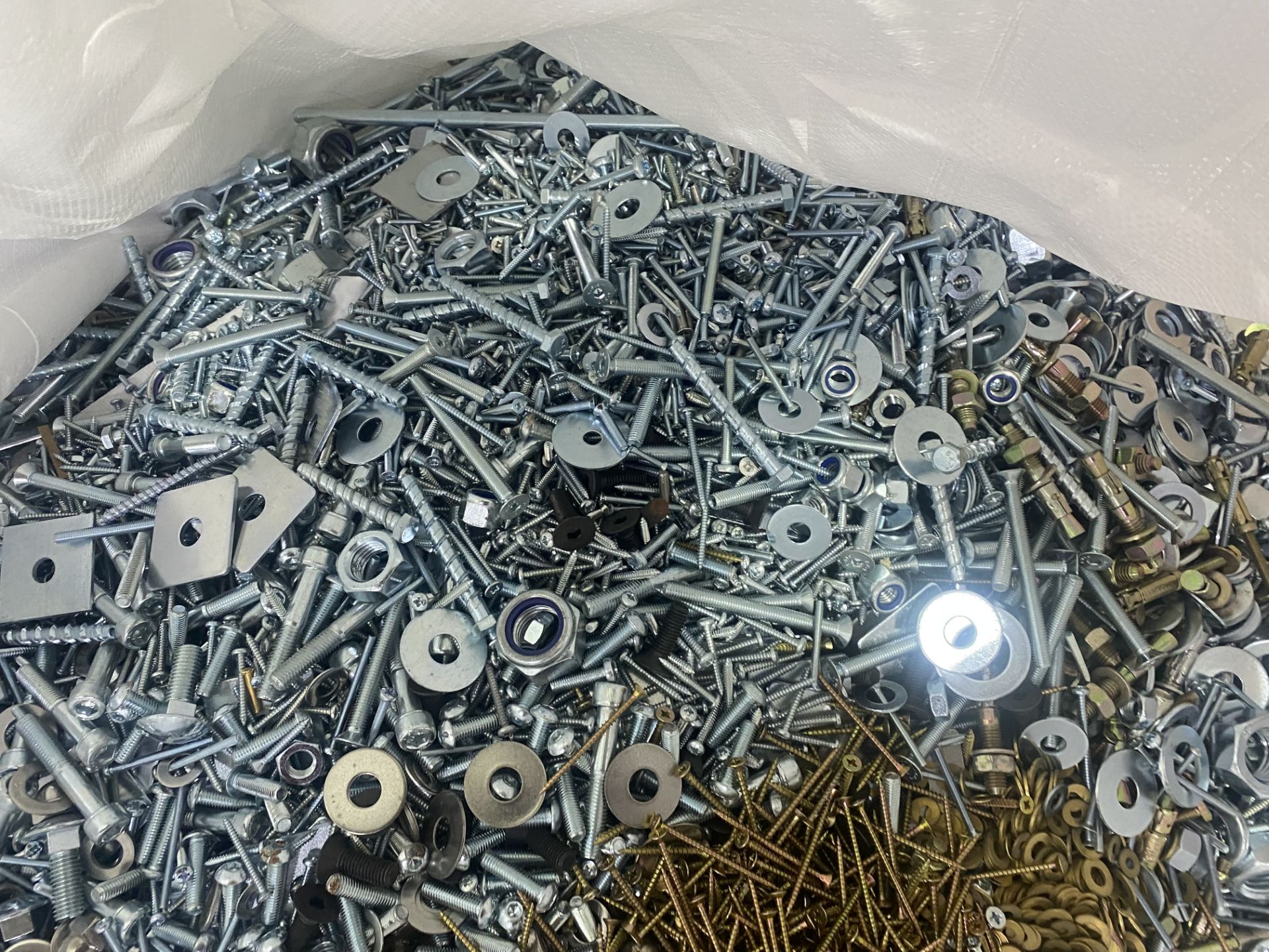 Approximately 230kg (*Including Pallet*) Bag Of Various loose Screws, Nuts, Bolts And Washers As See - Image 6 of 7