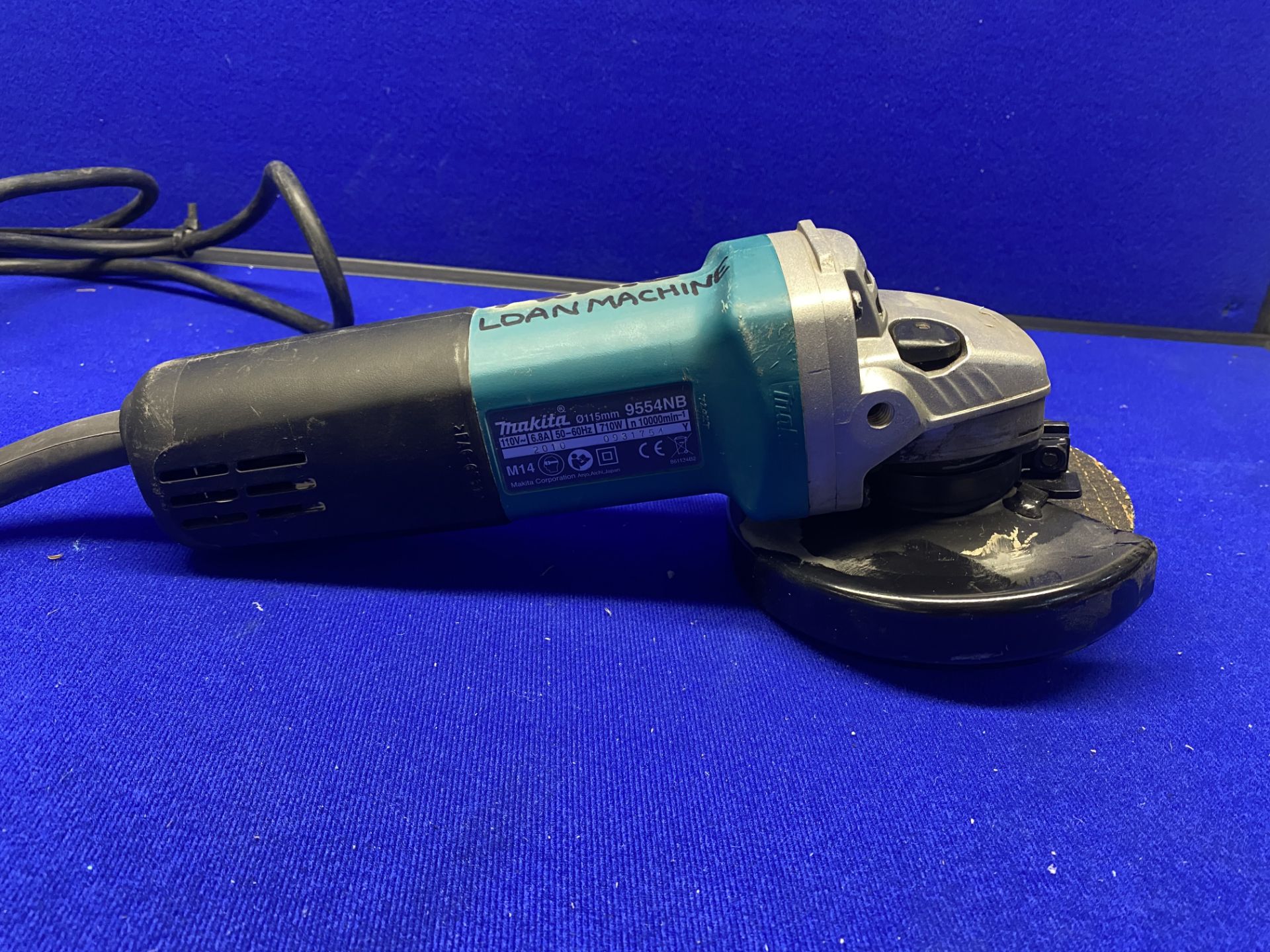 MAKITA 9554NBKD 115MM ANGLE GRINDER 110V - Image 4 of 8