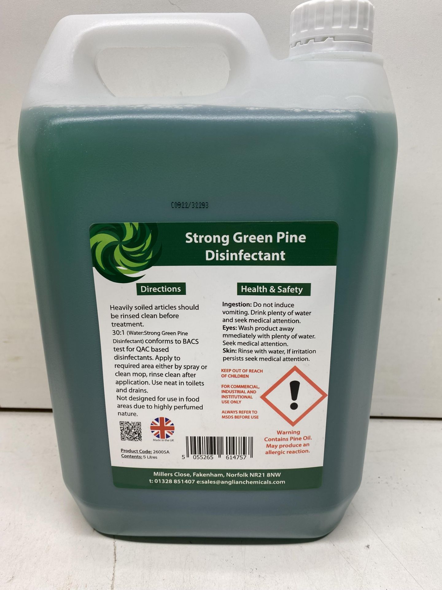 18 x 5 Litre Bottles Of Anglian Chemicals 26005A Strong Green Pine Disinfectant - Image 2 of 3