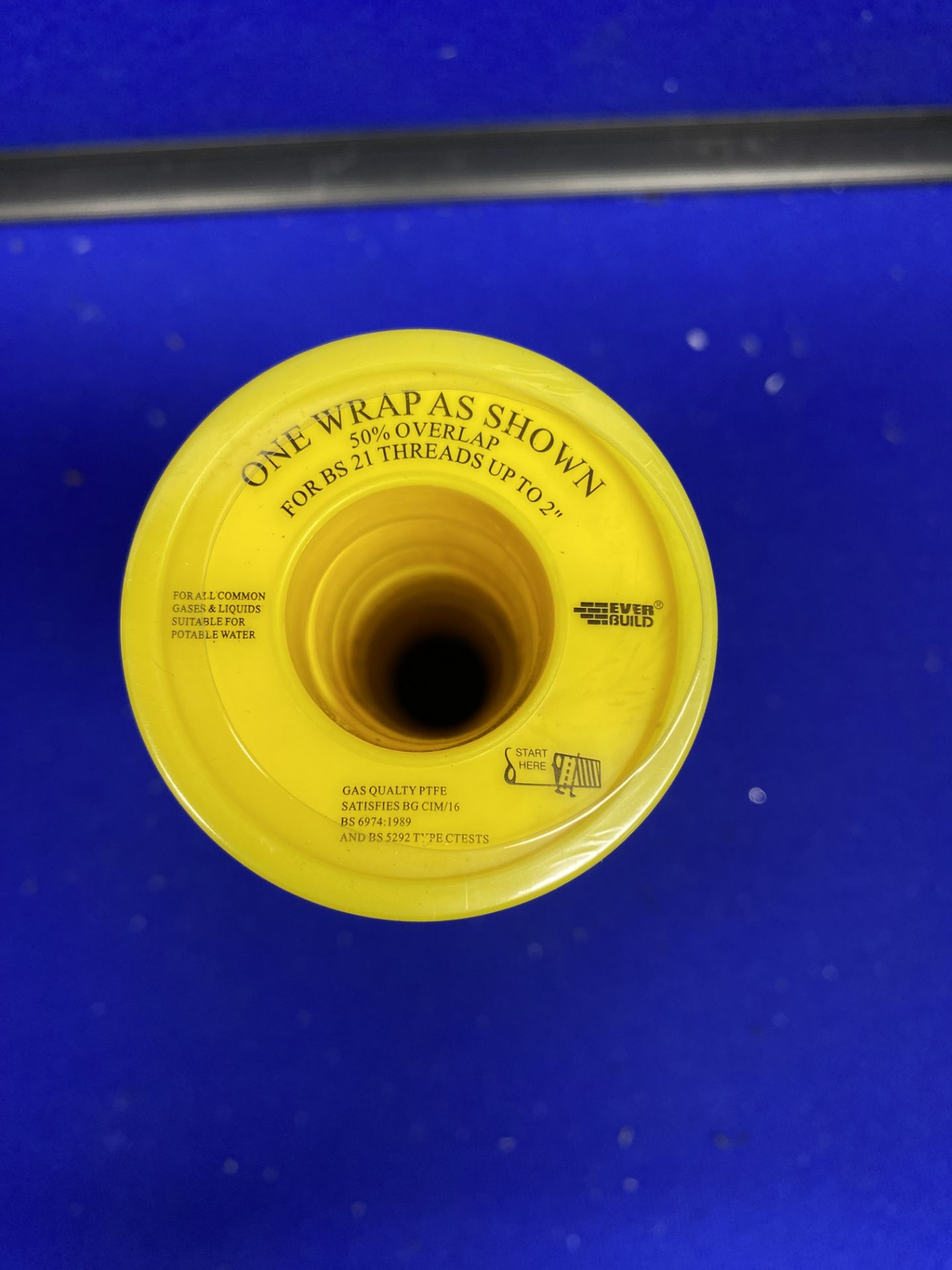 925 x Everbuild Mammoth PTFE Gas Tape, 13mm x 5Mtr Rolls - Image 2 of 2