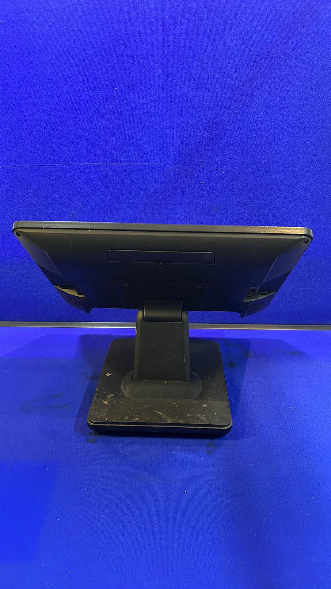 Cielo 15" EPOS Monitor Terminal *NO Power Supply**DAMAGED SCREEN*Model: PP-9635 - Image 3 of 5