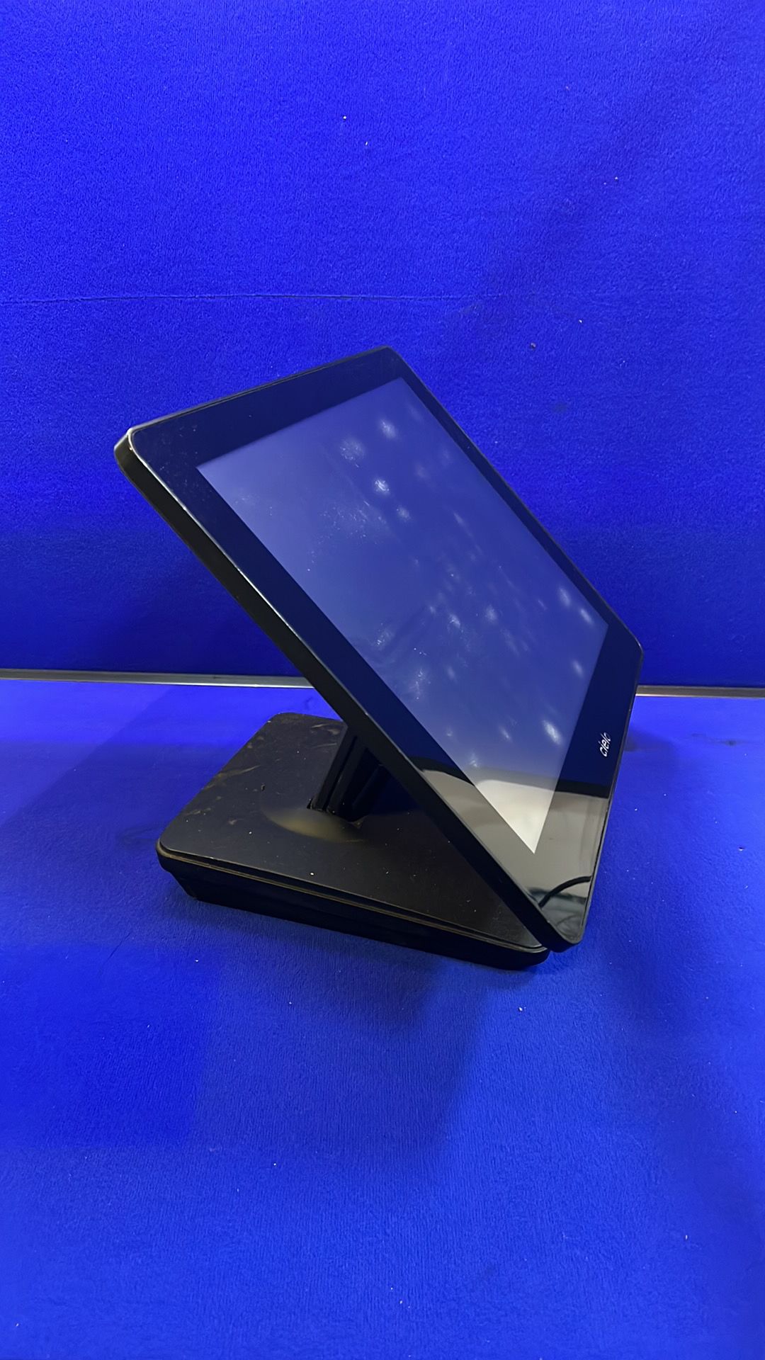 Cielo 15" EPOS Monitor Terminal *NO Power Supply**DAMAGED SCREEN*Model: PP-9635 - Image 2 of 5