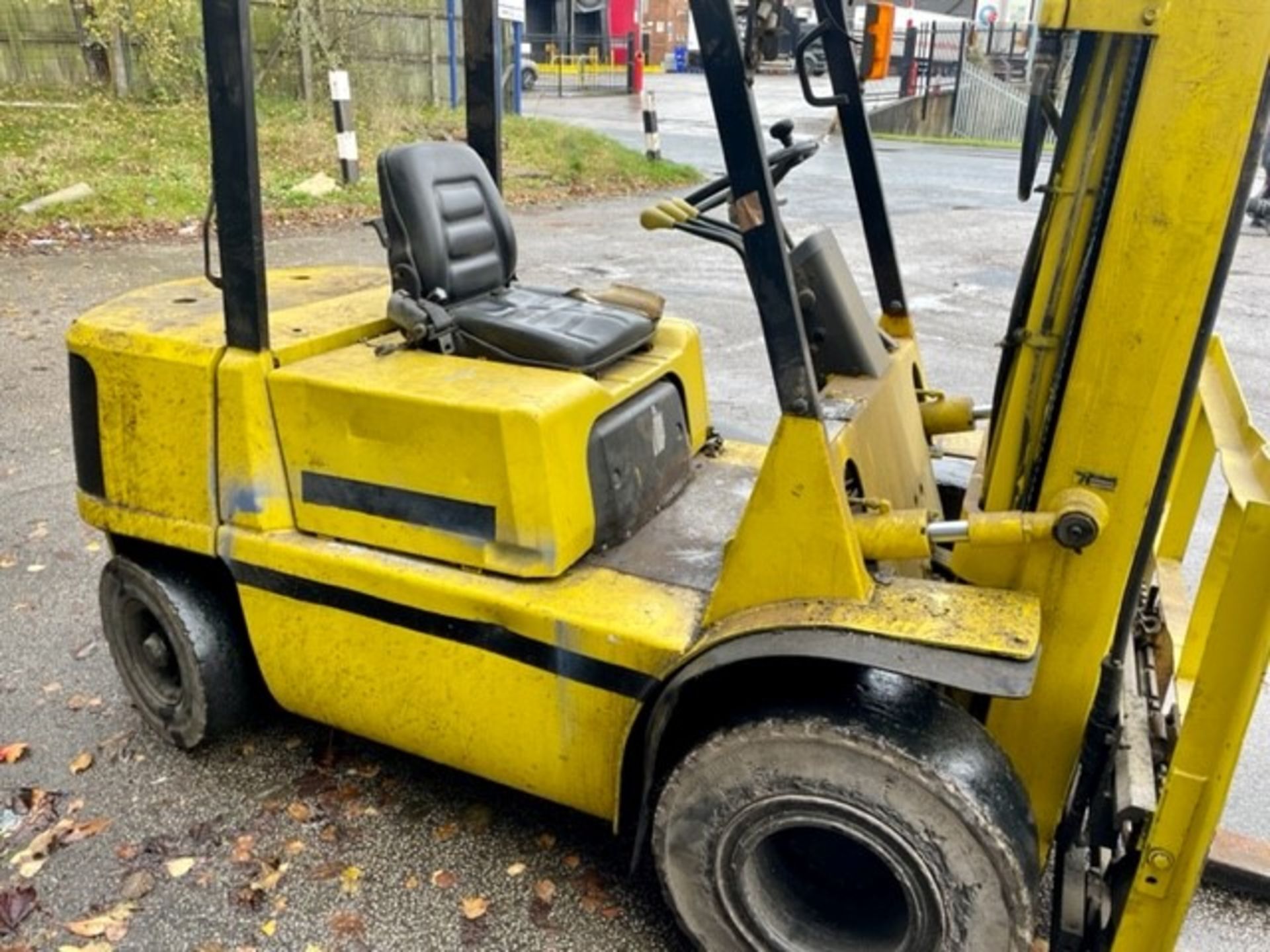 Mitsubishi FP25 Diesel Forklift Truck | 7,959 Hours | YOM: 1989 - Image 3 of 10