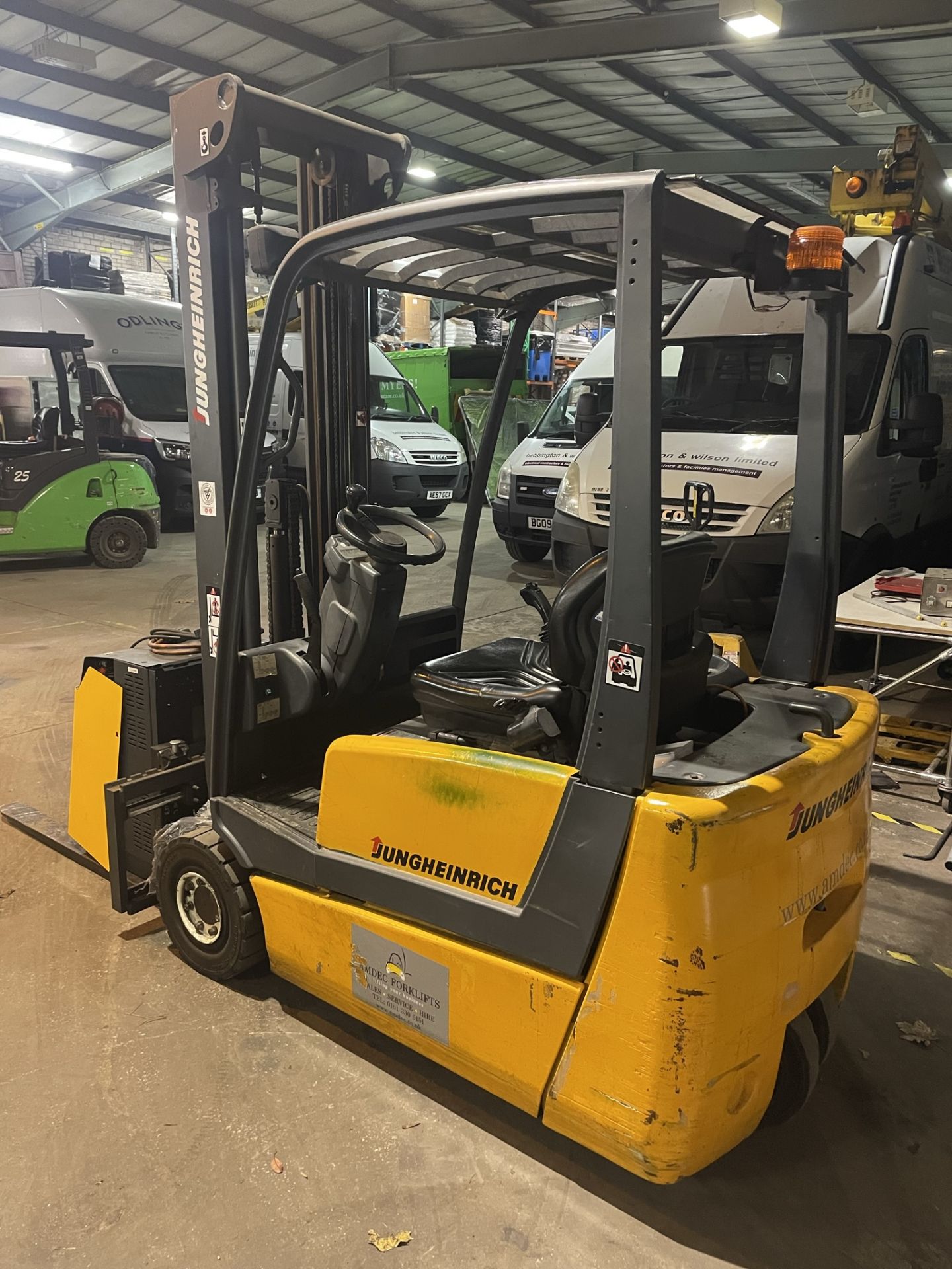 Jungheinrich LE16 1.6T Electric Forklift Truck w/ Charger - Image 4 of 7