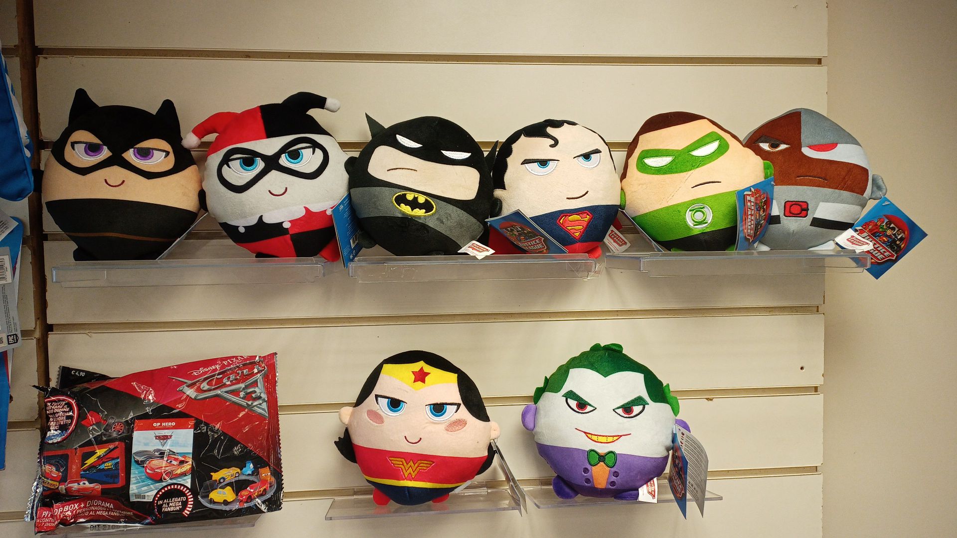 50 x Various Justice League Plush Toys | Total RRP £450