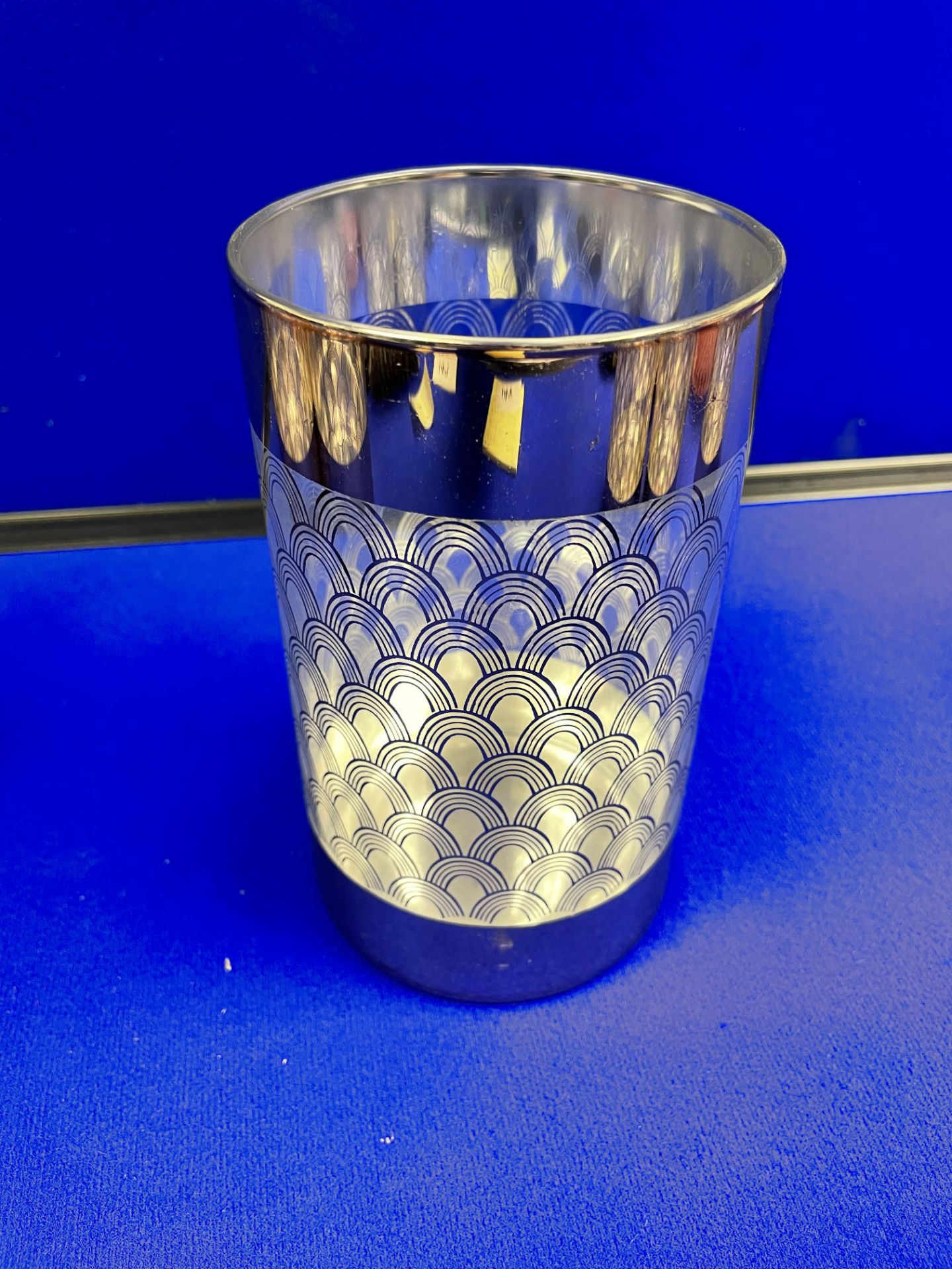 11 x Various Style Glass Hurricane Candle Holders - Image 6 of 7