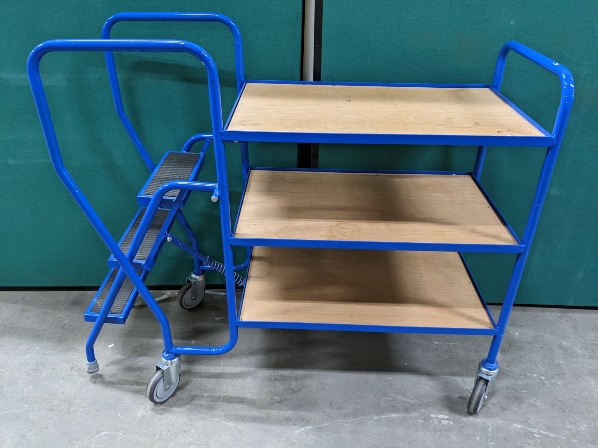 Heavy Duty Step Tray Trolley - Image 3 of 3