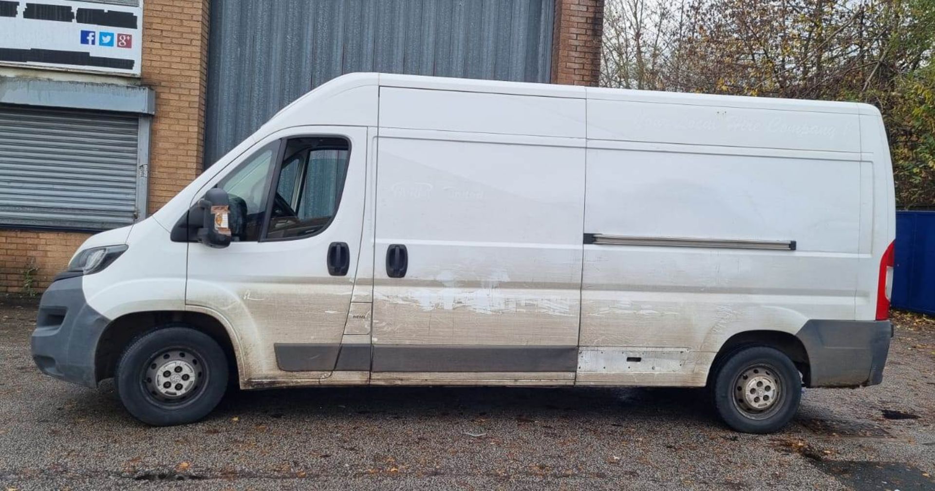 Peugeot Boxer 335 Professional L3 Diesel Panel Van | OU15 VPO | 160,634 Miles - Image 3 of 20