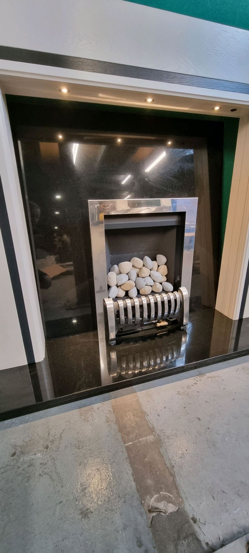 Ex Display Oyster Surround w/ Black Granite Set & Touch Top Control Gas Fire | RRP £1,774 - Image 3 of 6