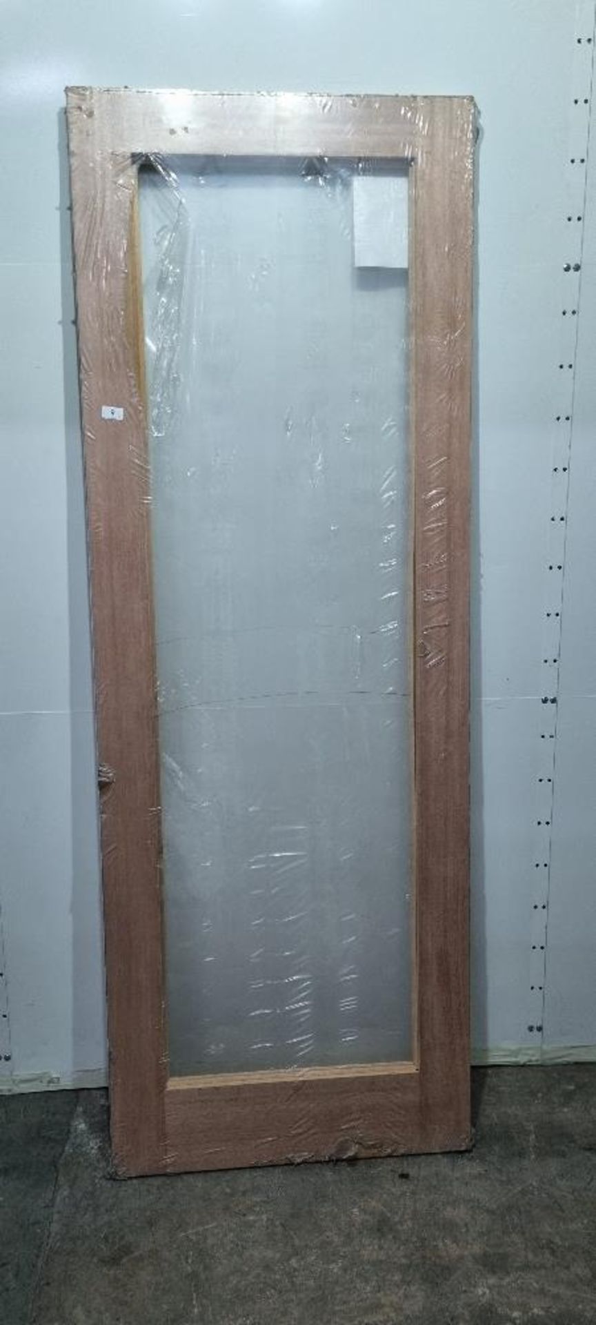 Pattern 10 Straight Top Hardwood Door Unglazed | 2040mm x 726mm x 40mm - Image 2 of 4