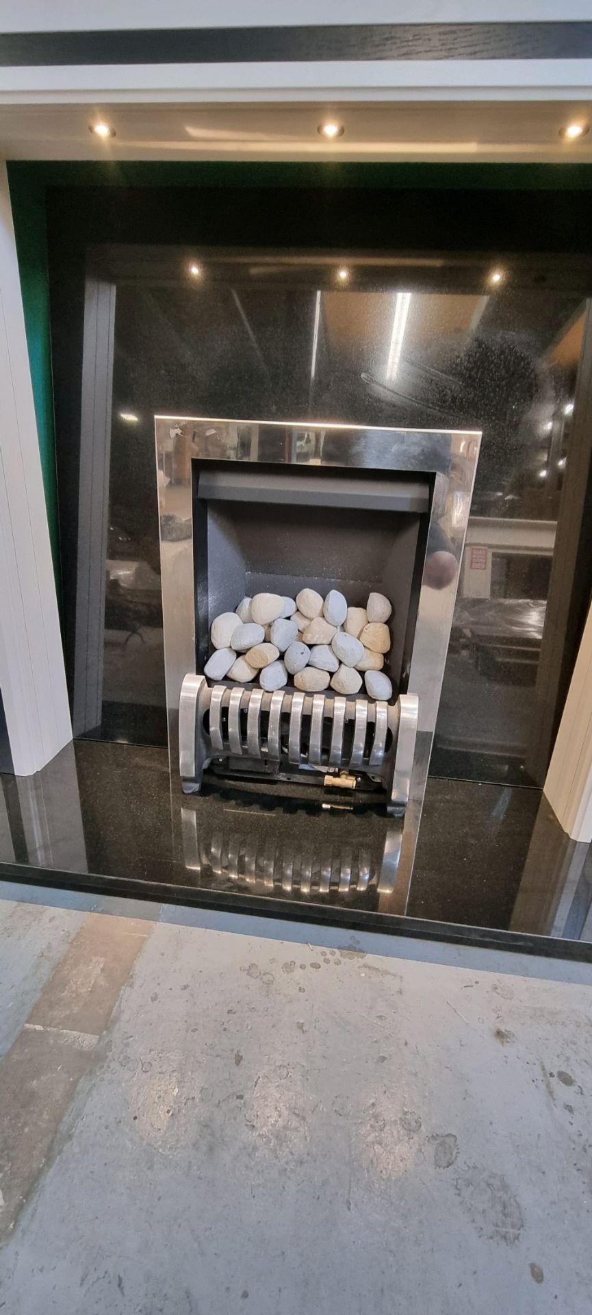 Ex Display Oyster Surround w/ Black Granite Set & Touch Top Control Gas Fire | RRP £1,774 - Image 2 of 6