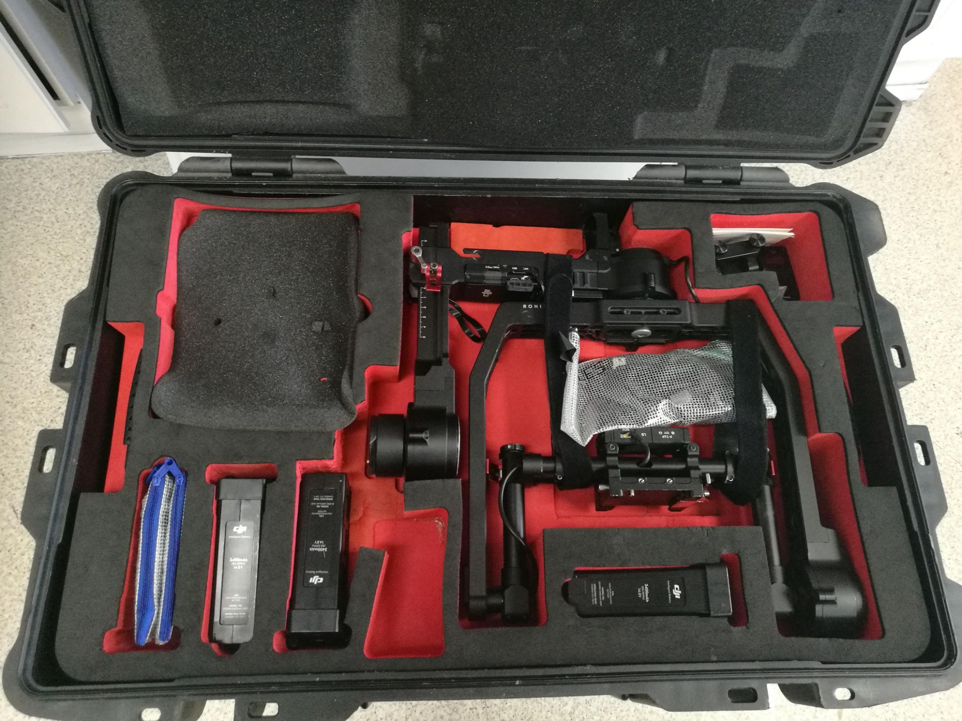 DJI Ronin 1 Gimbal w/ Extra Batteries, Grip & 2 x Cases