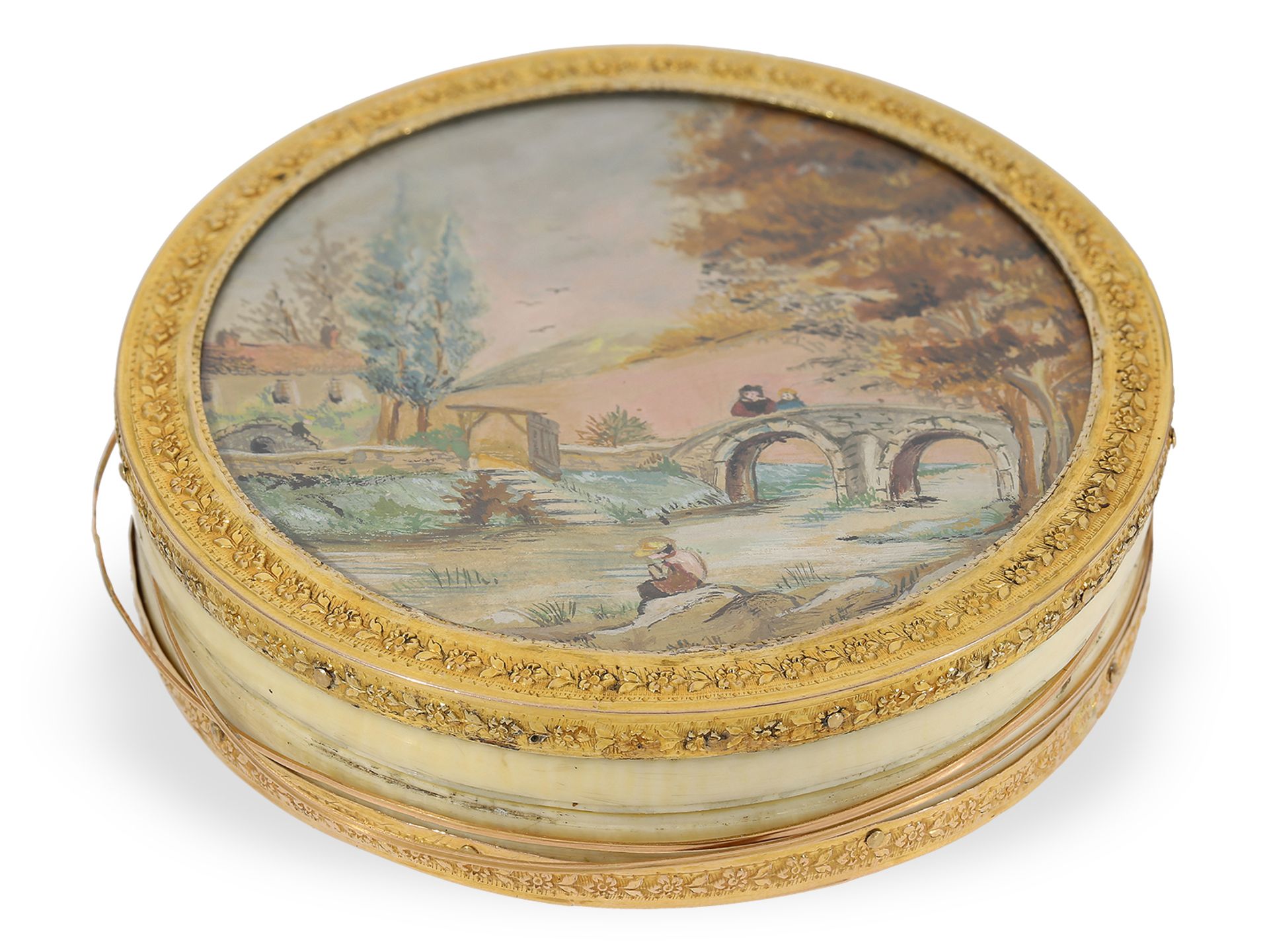 Unique antique snuff box, gold/ivory/tortoiseshell, painting "Circus Spectacle with Rise of a Balloo