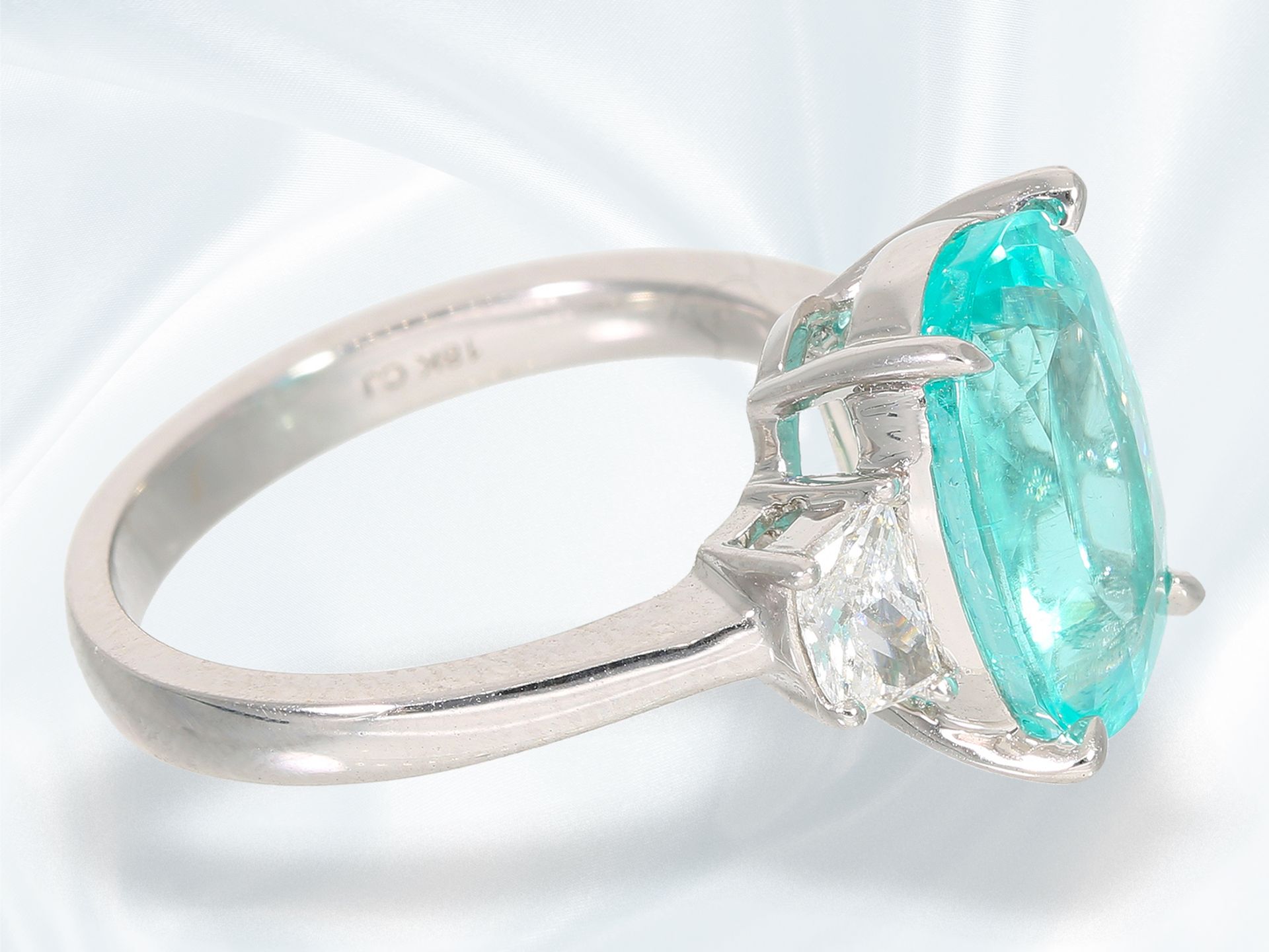 Ring: wertvoller Weißgoldring mit Brillanten und seltenem Paraiba-Turmalin, ca. 5,03ct - Bild 5 aus 5