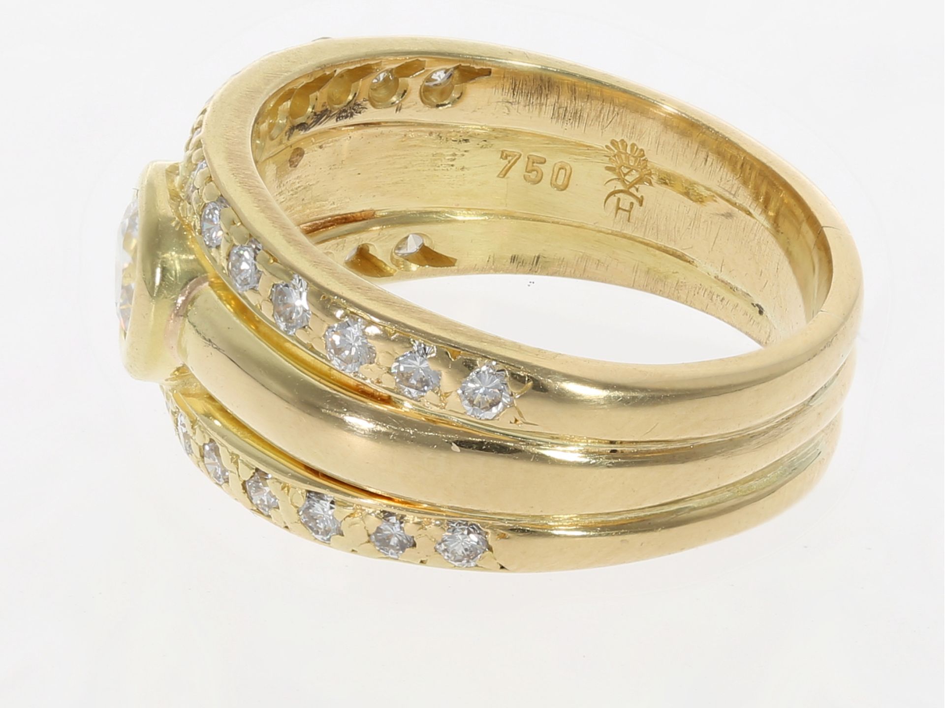 Ring: handgefertigter schwerer Brillant-Goldschmiedering, ca. 0,65ct - Bild 4 aus 4