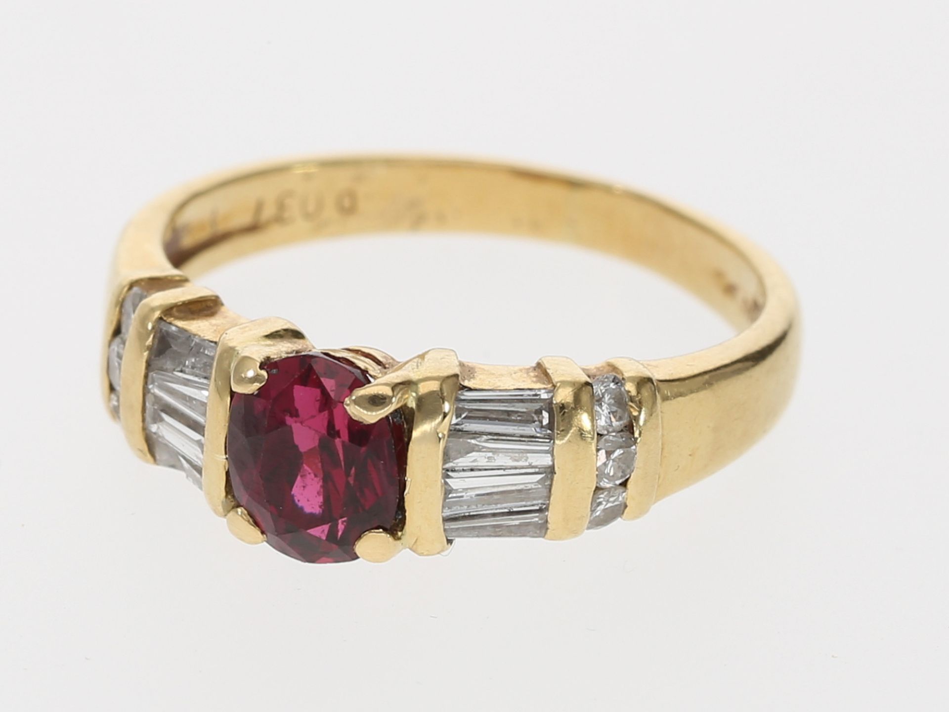 Ring: feiner, ehemals teurer vintage Rubin/Diamant-Goldschmiedering