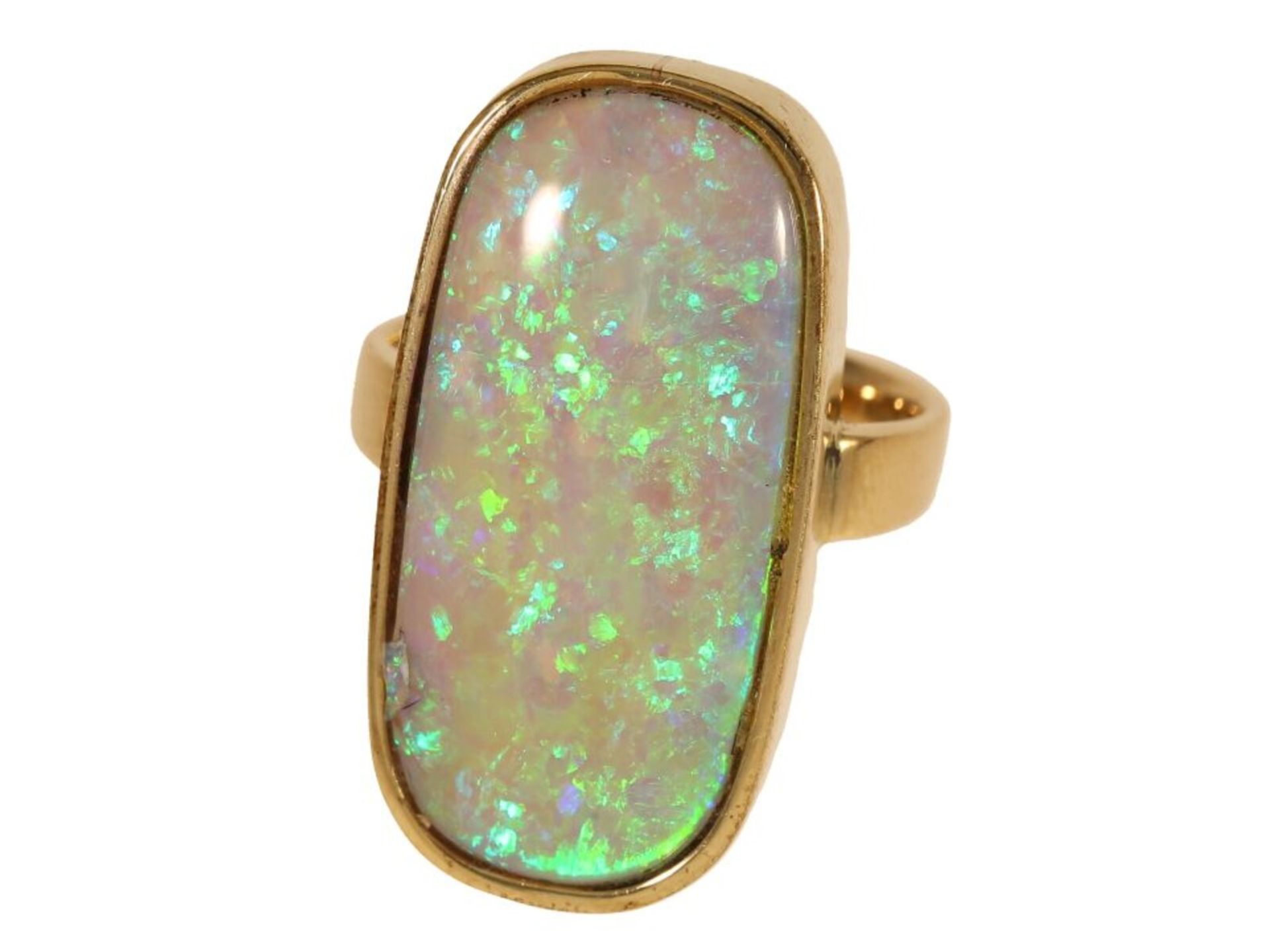 Ring: goldener vintage Damenring mit besonders großem Opal, solide Handarbeit