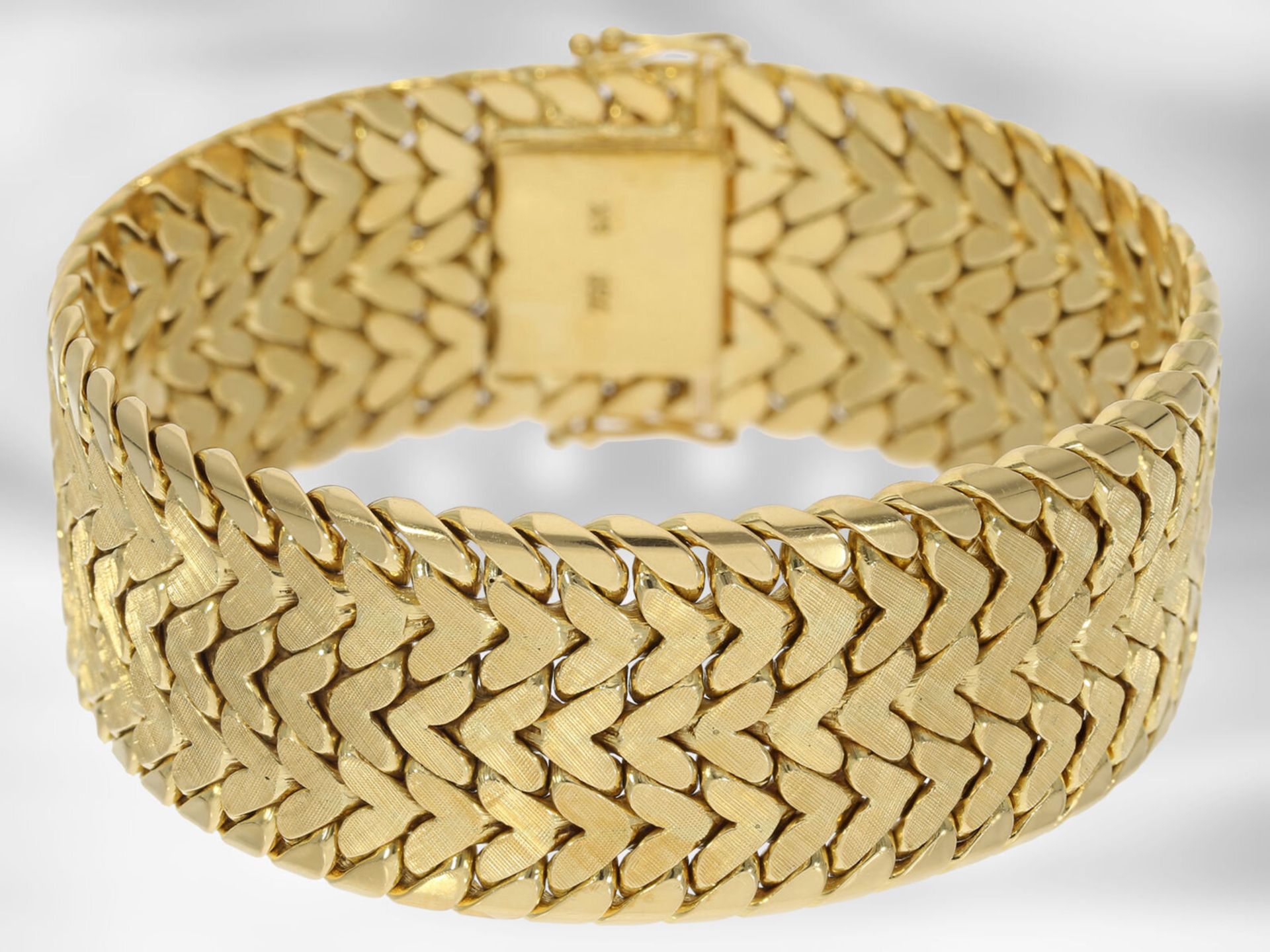 Armband: breites und besonders schweres vintage Armband, 18K Gold, Hofjuwelier Roesner - Bild 2 aus 3