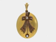 Anhänger: sehr schönes antikes Medaillon mit Schleifenmotiv, Diamantrose und Perle, 14K Gold, 19. Jh