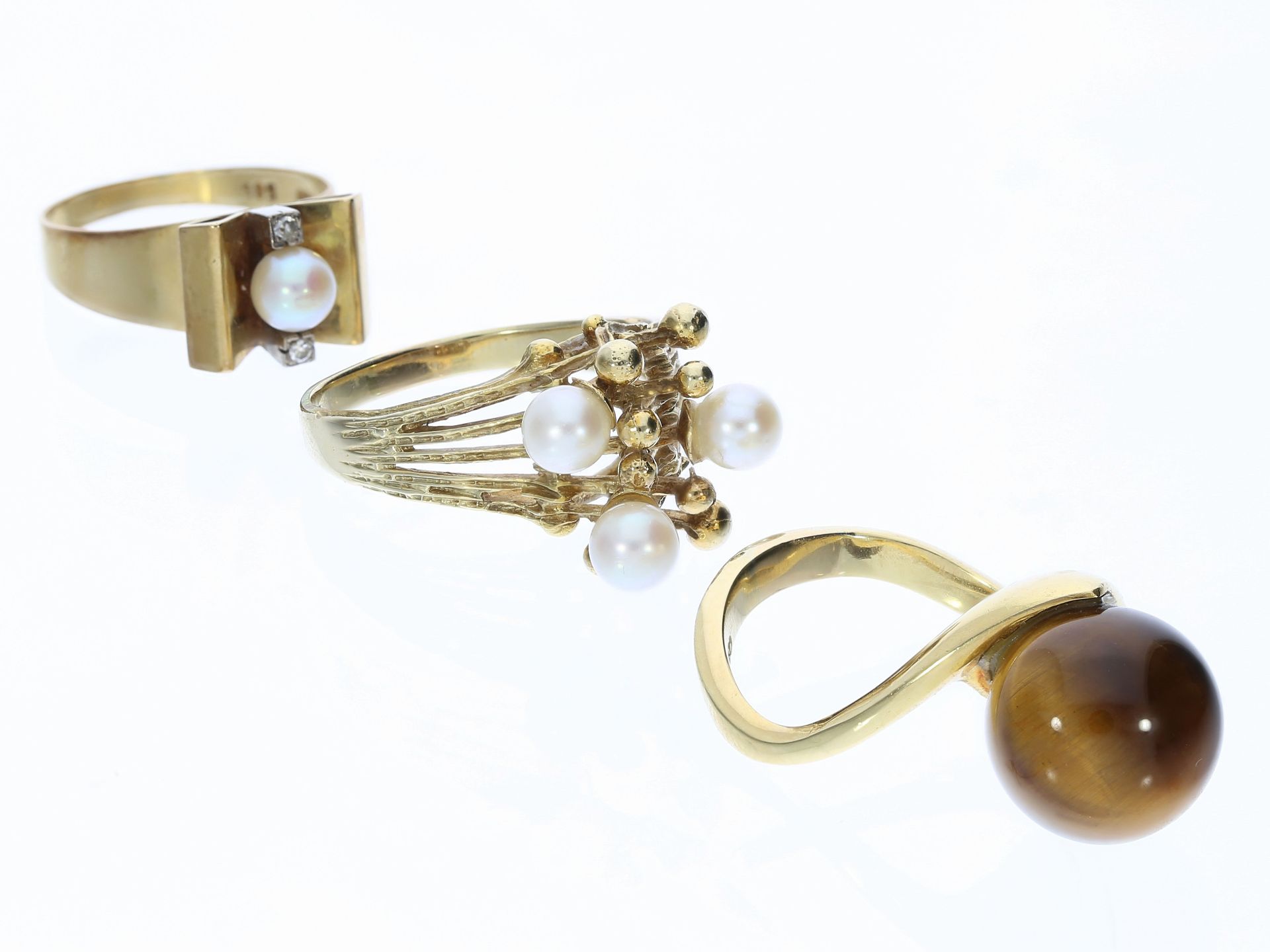 Ring: kleines Konvolut vintage Designer-Goldringe mit Perlen/Diamanten und Tigerauge besetzt - Image 2 of 2