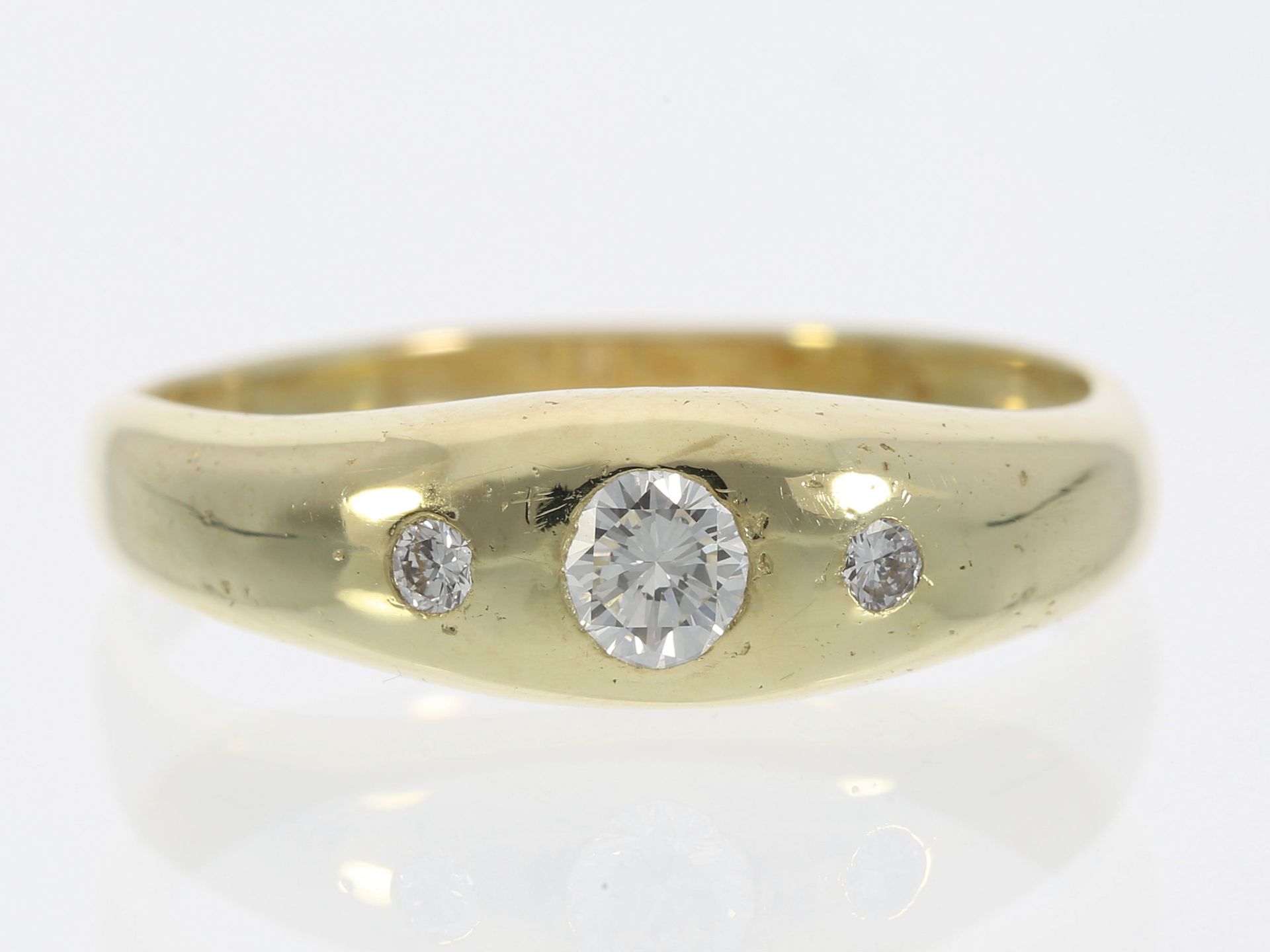 Ring: klassischer vintage Brillant-Bandring, ca. 0,27ct